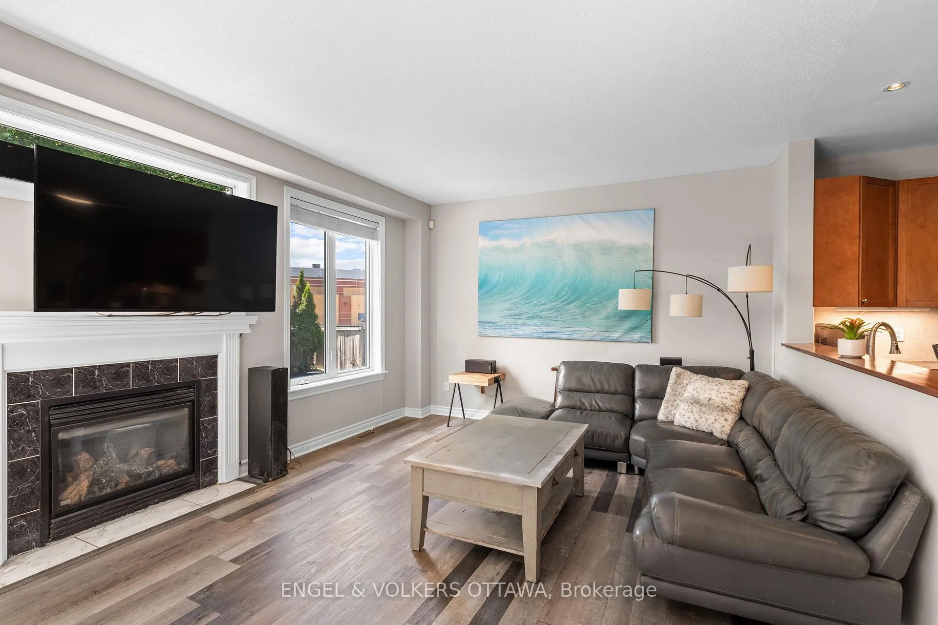 Photo 16 of 98 Anfield Crescent E, Ottawa, Barrhaven East — HOMEH