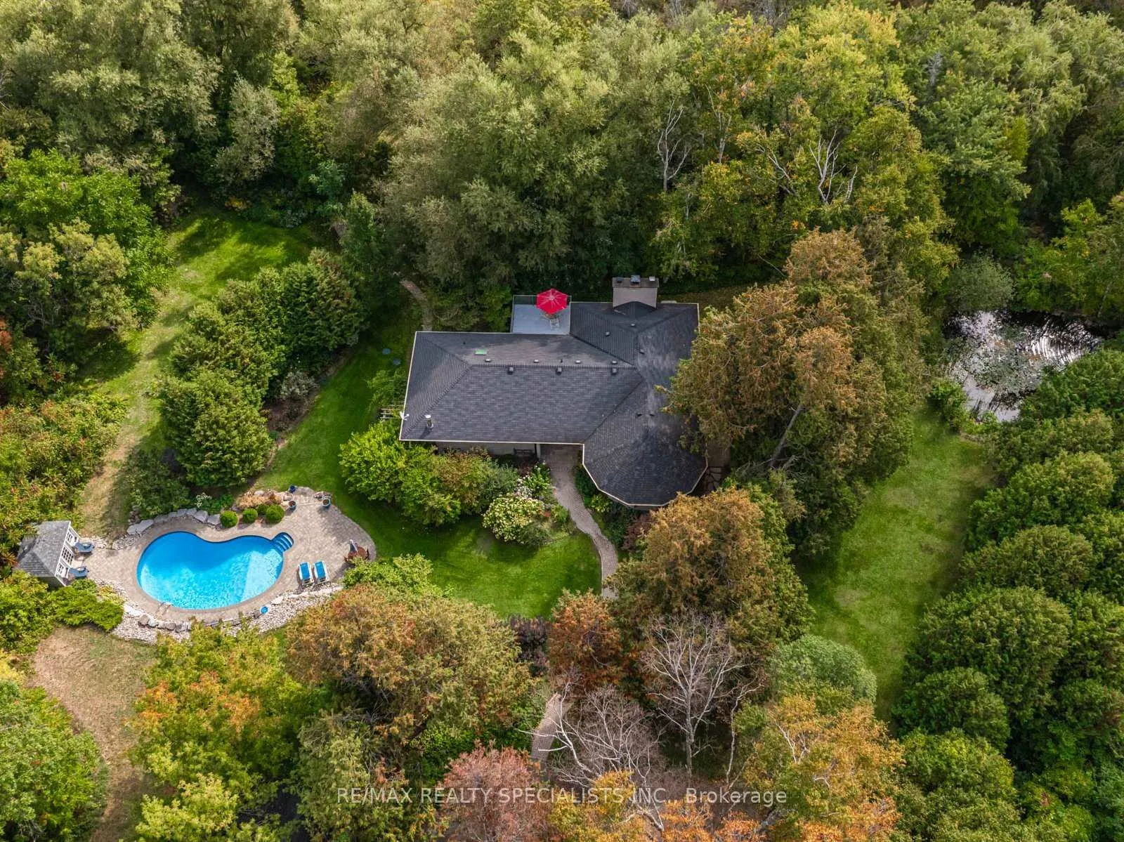 Photo 3 of 18043 Airport Road, Caledon, Rural Caledon — HOMEH