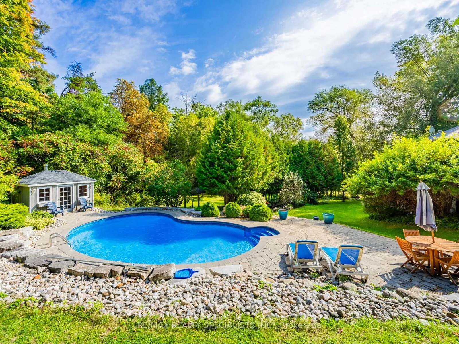Photo 4 of 18043 Airport Road, Caledon, Rural Caledon — HOMEH