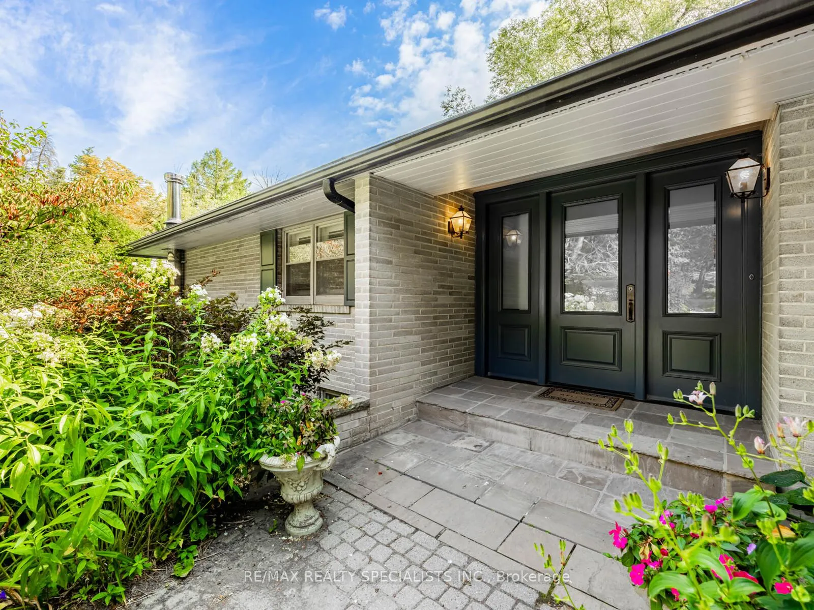 Photo 6 of 18043 Airport Road, Caledon, Rural Caledon — HOMEH