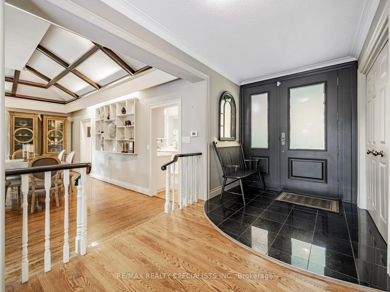 Photo 8 of 18043 Airport Road, Caledon, Rural Caledon — HOMEH