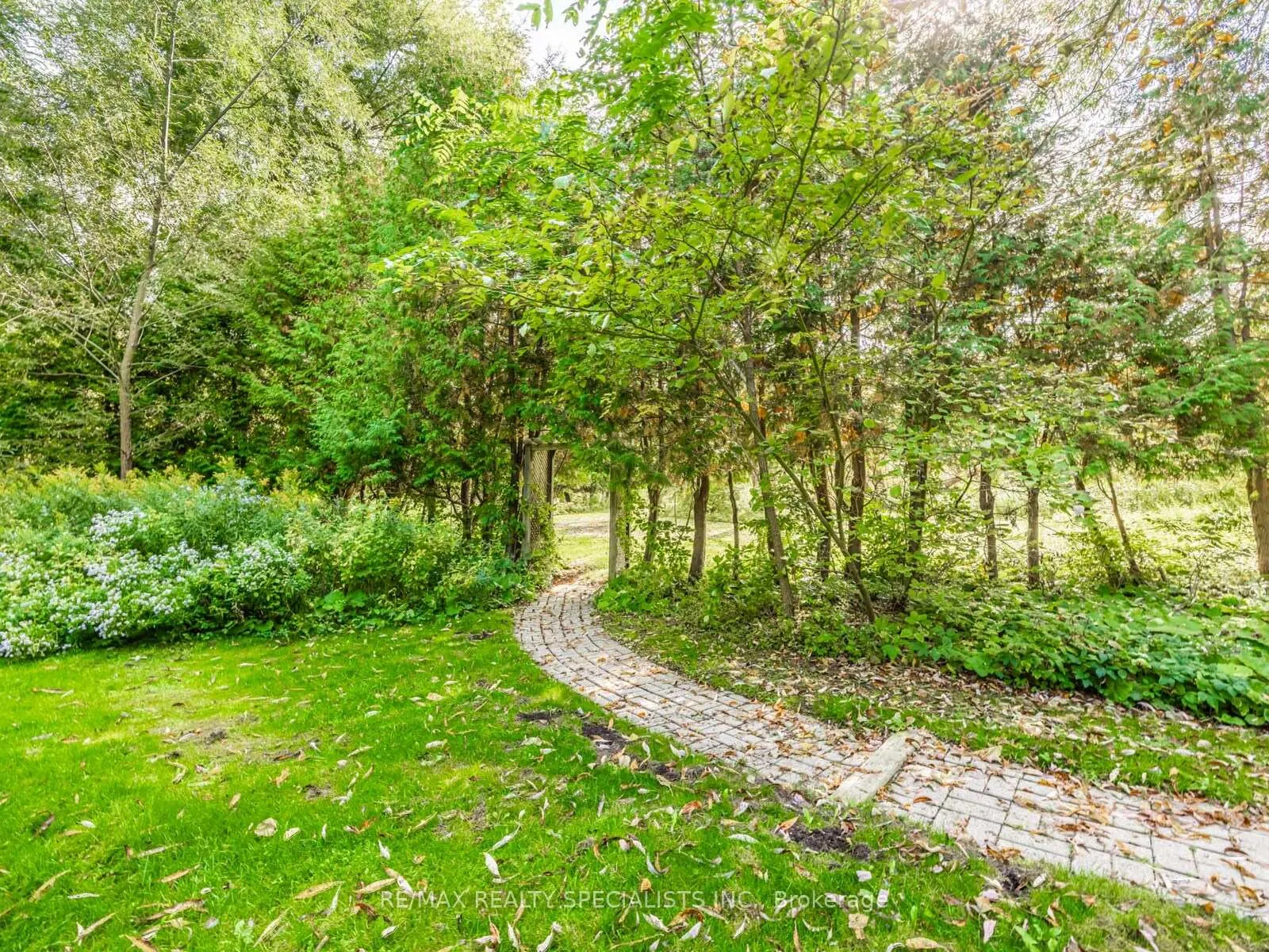 Photo 38 of 18043 Airport Road, Caledon, Rural Caledon — HOMEH