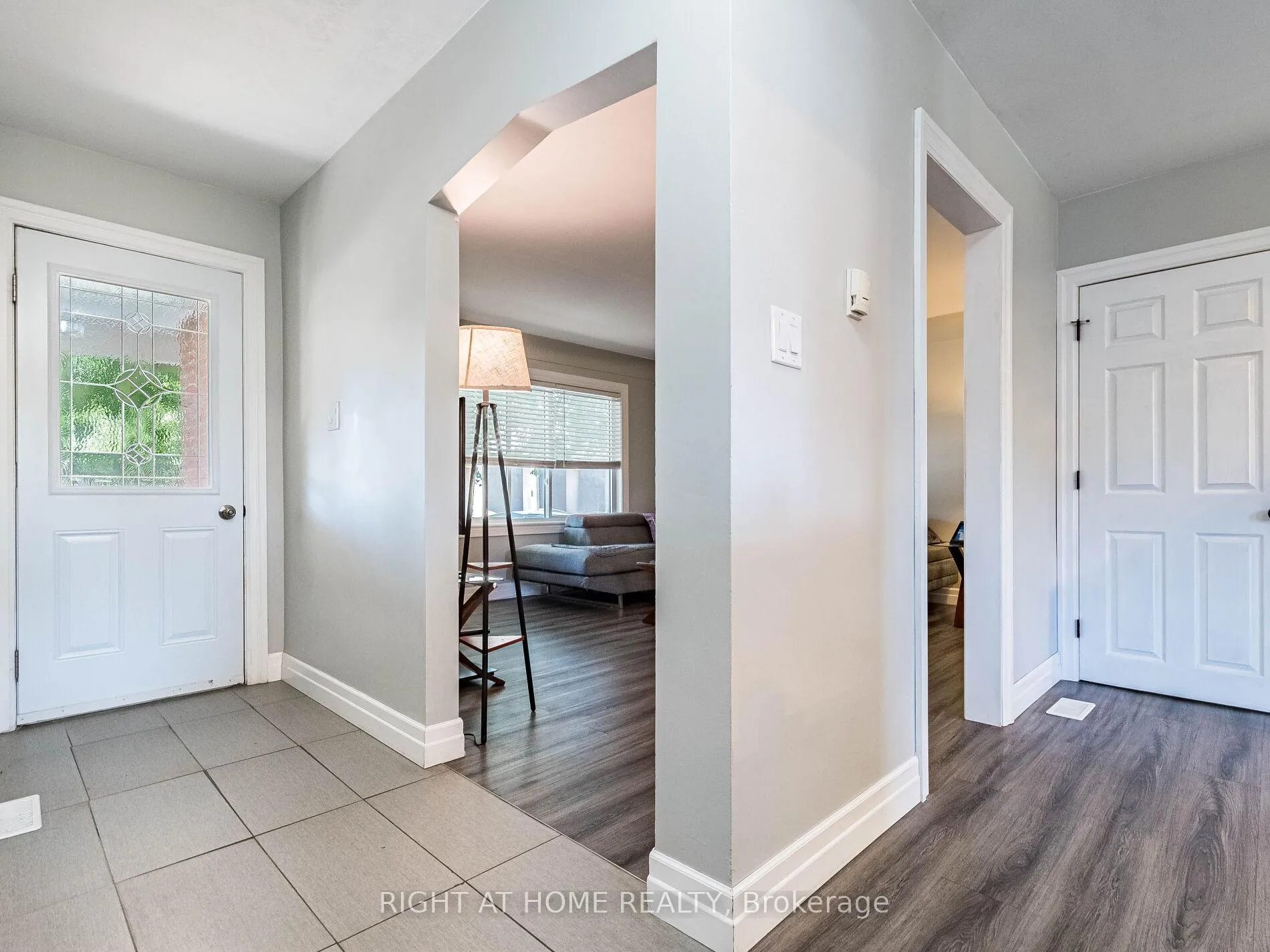 Photo 10 of 303 Krug Street, Kitchener — HOMEH