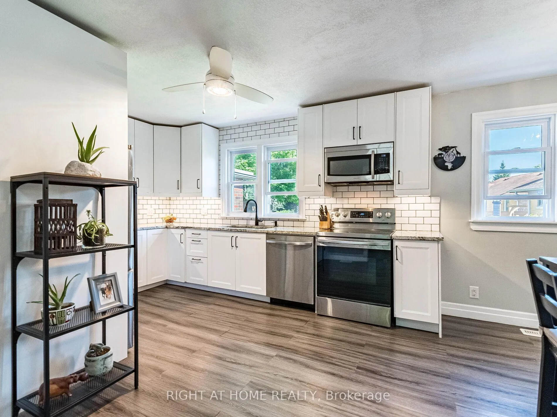 Photo 14 of 303 Krug Street, Kitchener — HOMEH