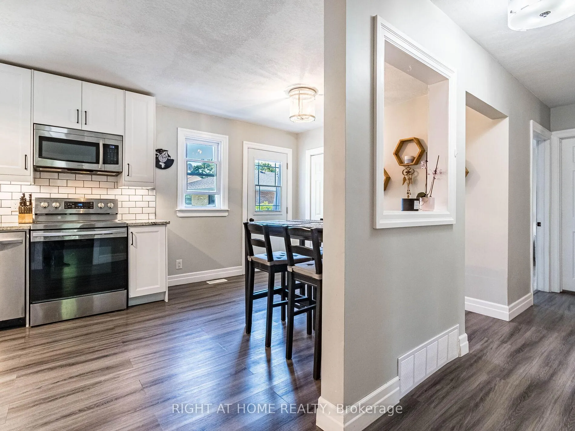 Photo 20 of 303 Krug Street, Kitchener — HOMEH