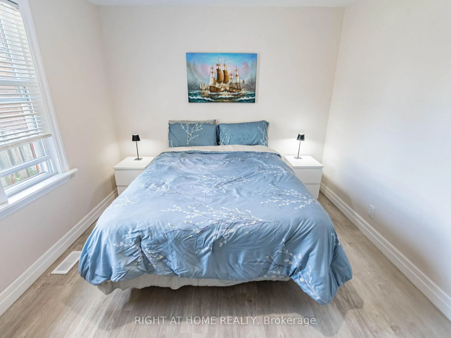 Photo 26 of 303 Krug Street, Kitchener — HOMEH