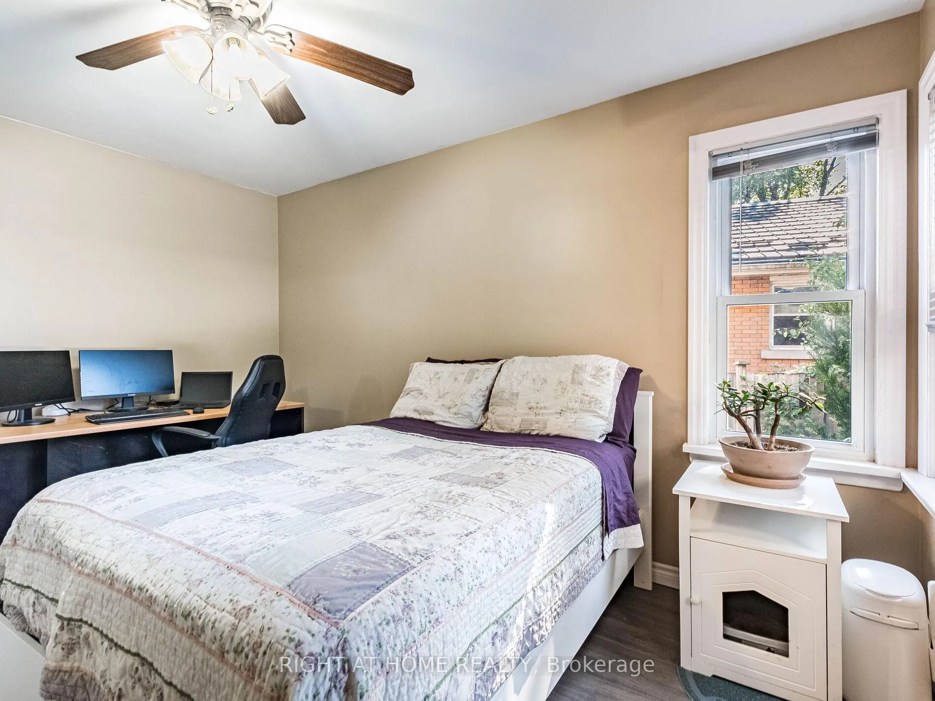 Photo 29 of 303 Krug Street, Kitchener — HOMEH