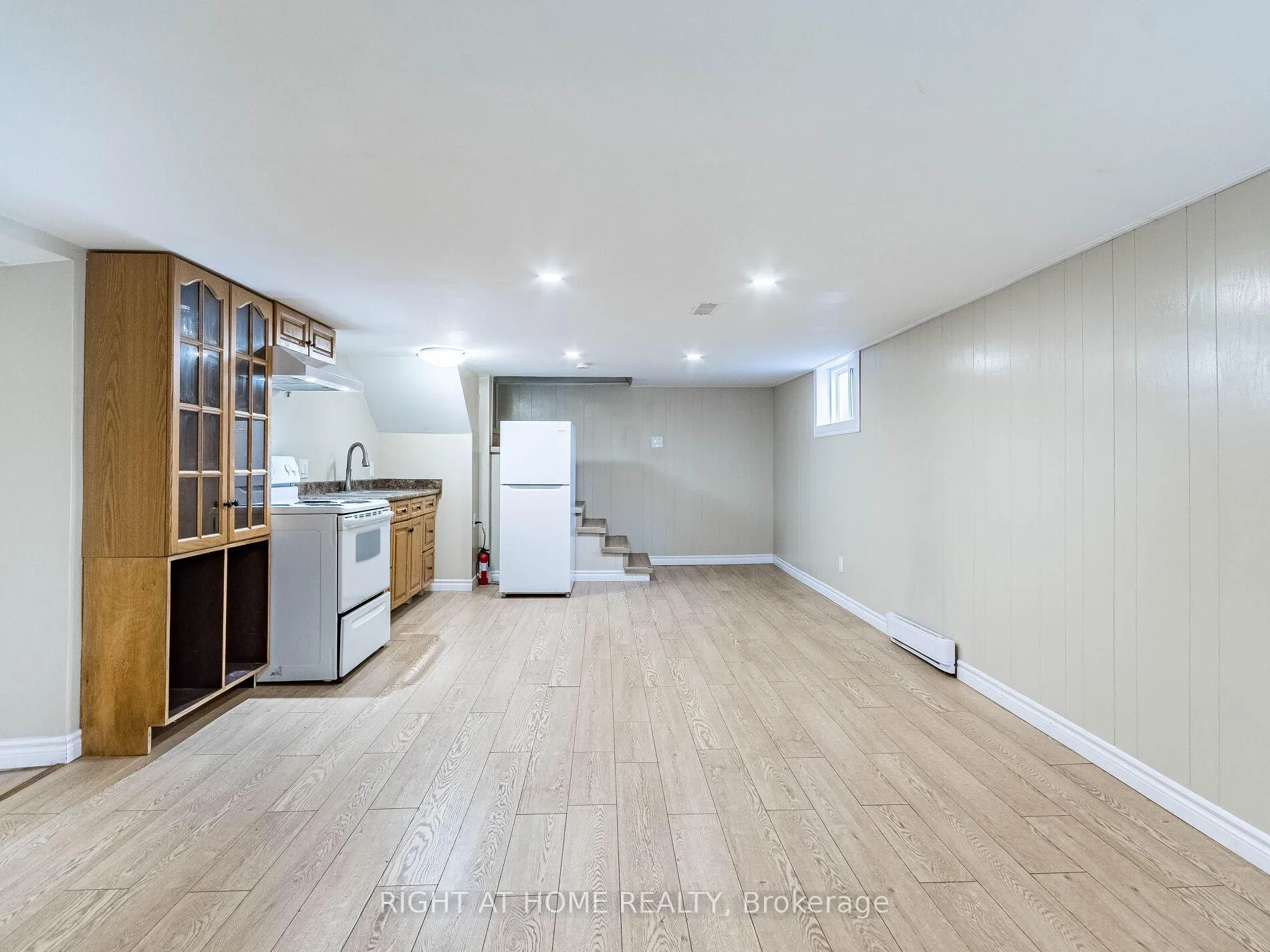 Photo 34 of 303 Krug Street, Kitchener — HOMEH