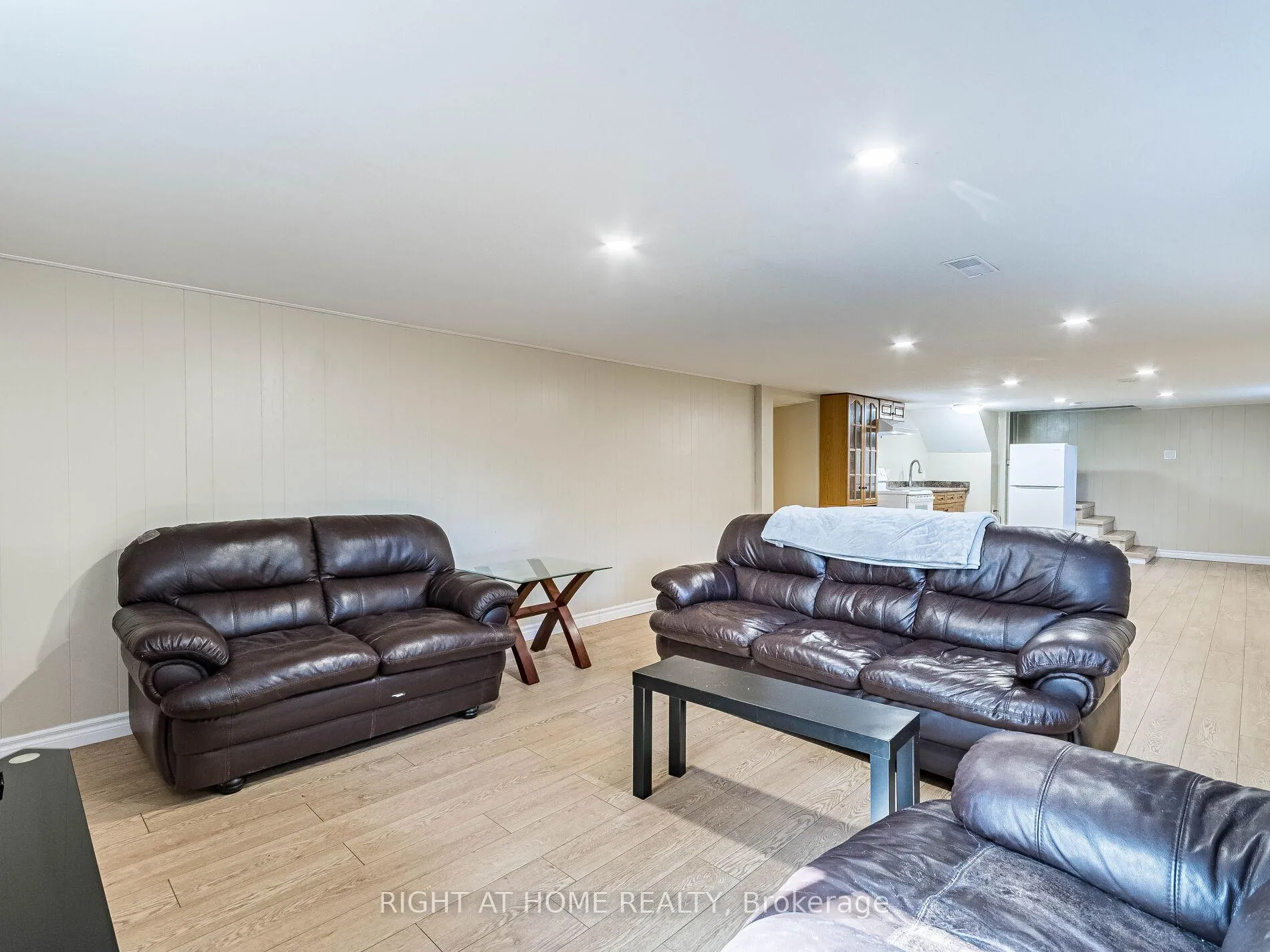 Photo 37 of 303 Krug Street, Kitchener — HOMEH