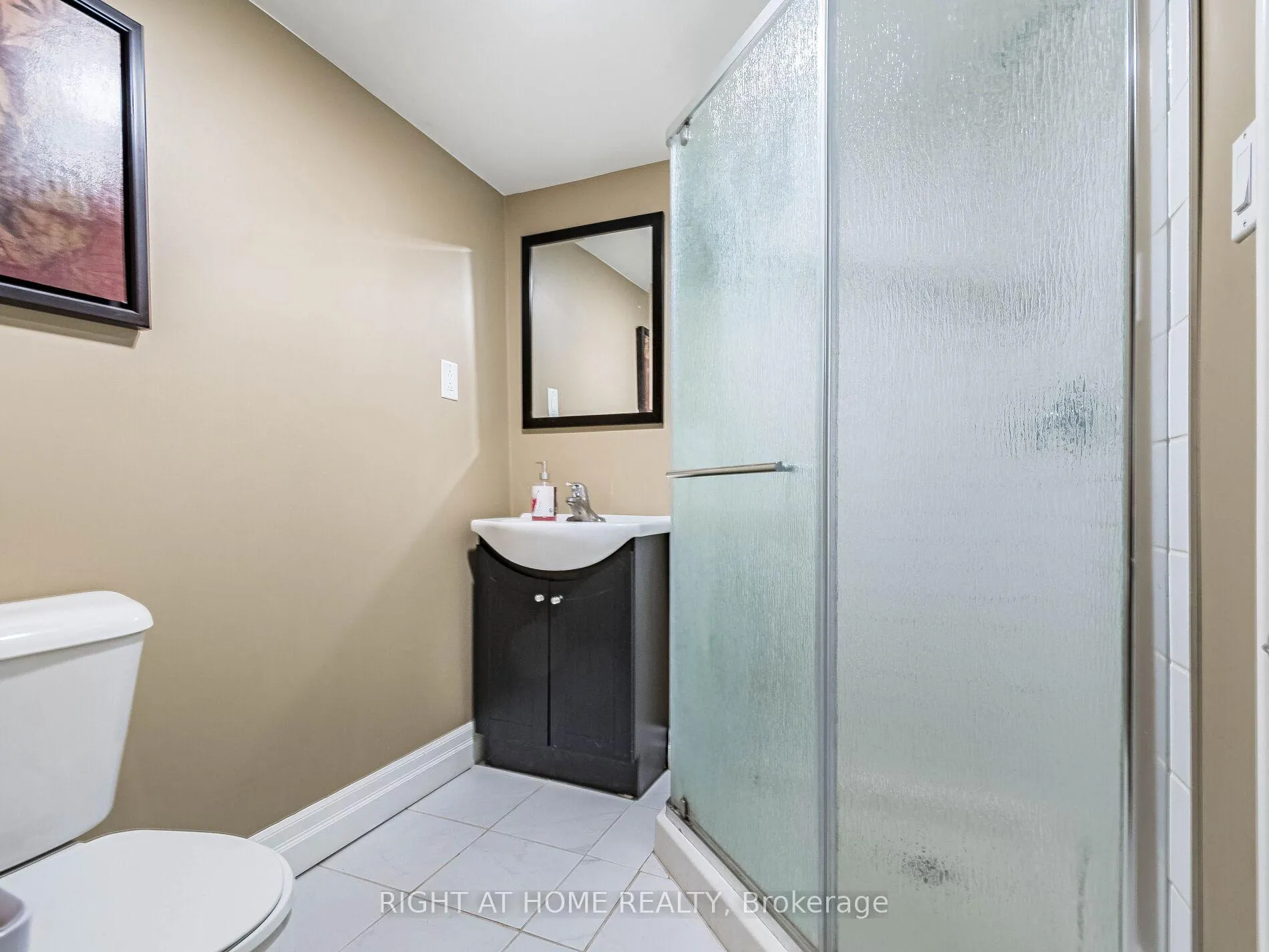 Photo 40 of 303 Krug Street, Kitchener — HOMEH