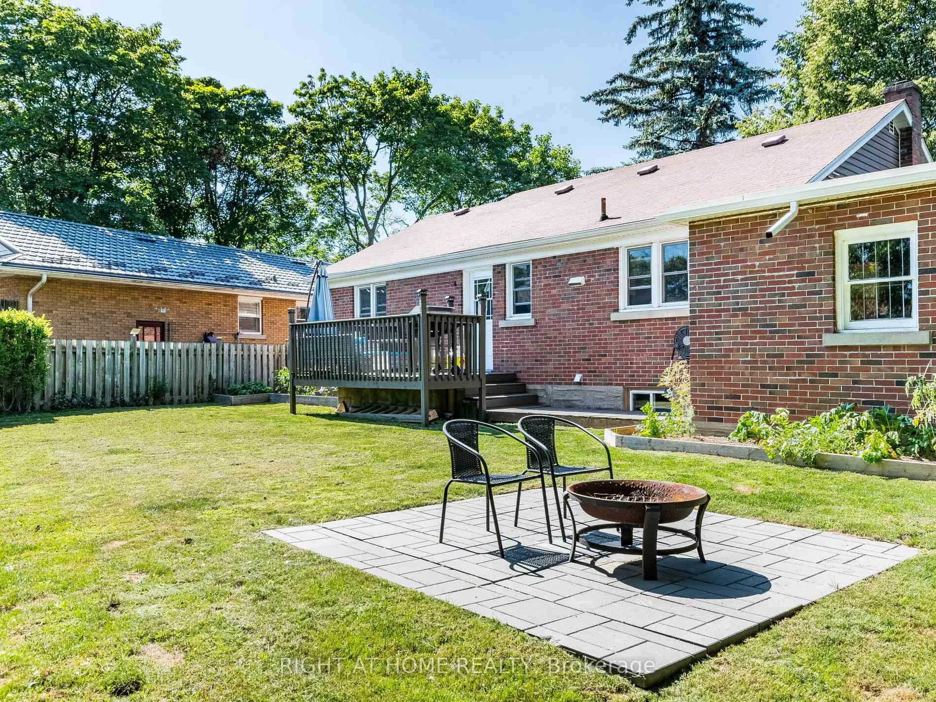 Photo 44 of 303 Krug Street, Kitchener — HOMEH