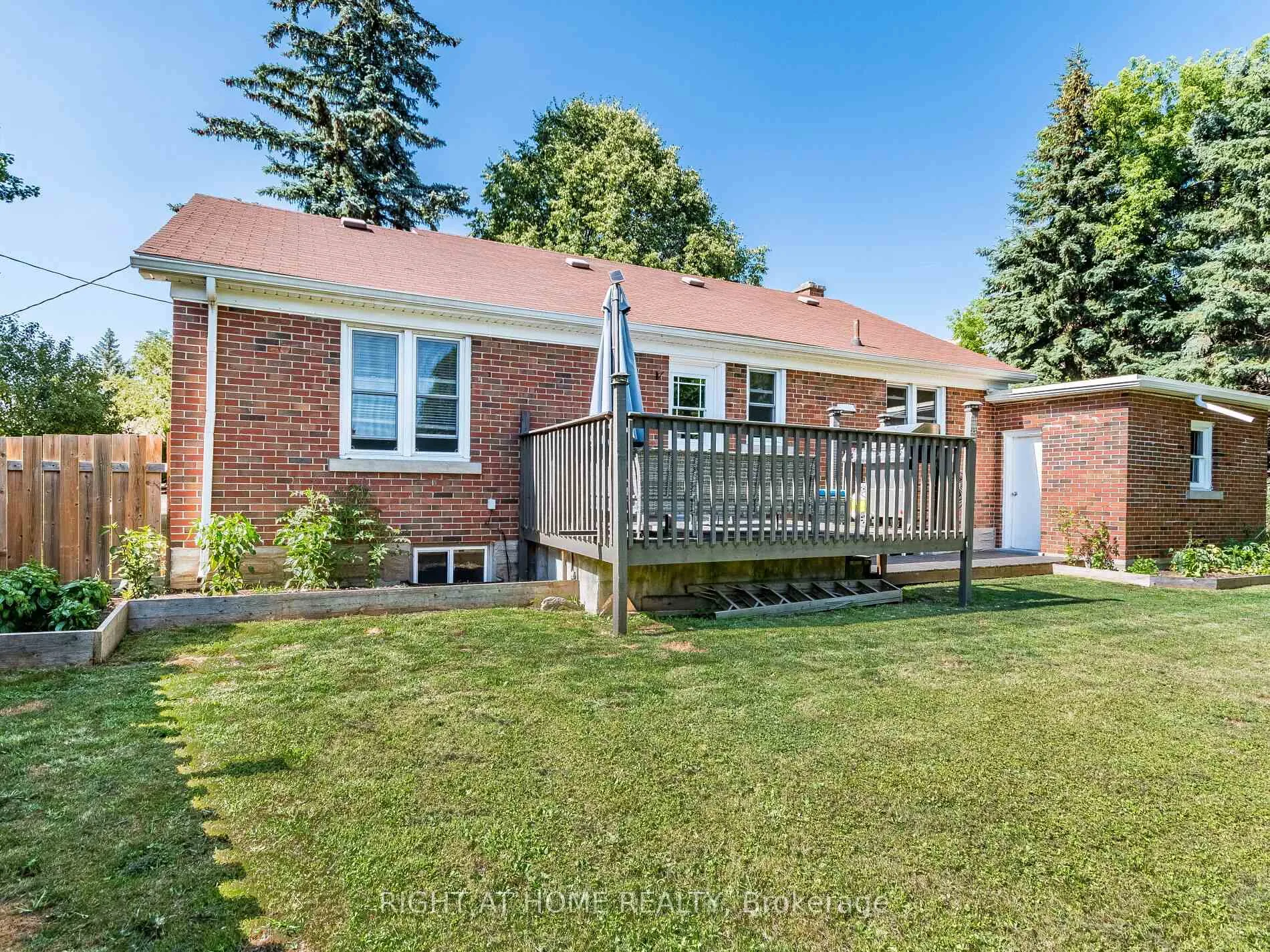Photo 45 of 303 Krug Street, Kitchener — HOMEH