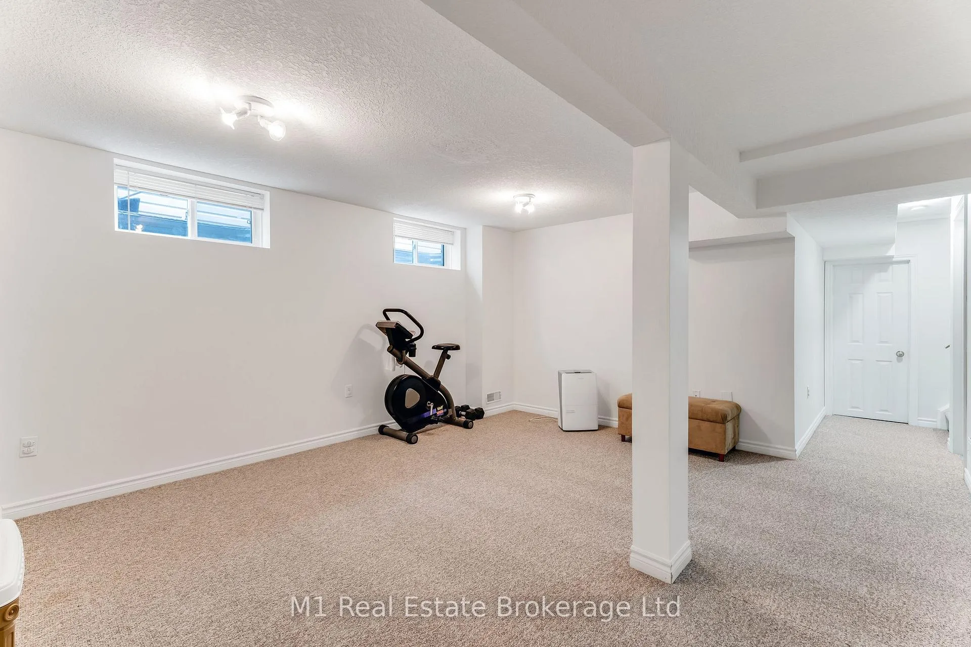 Photo 37 of 125 Marcy Crescent, Cambridge — HOMEH