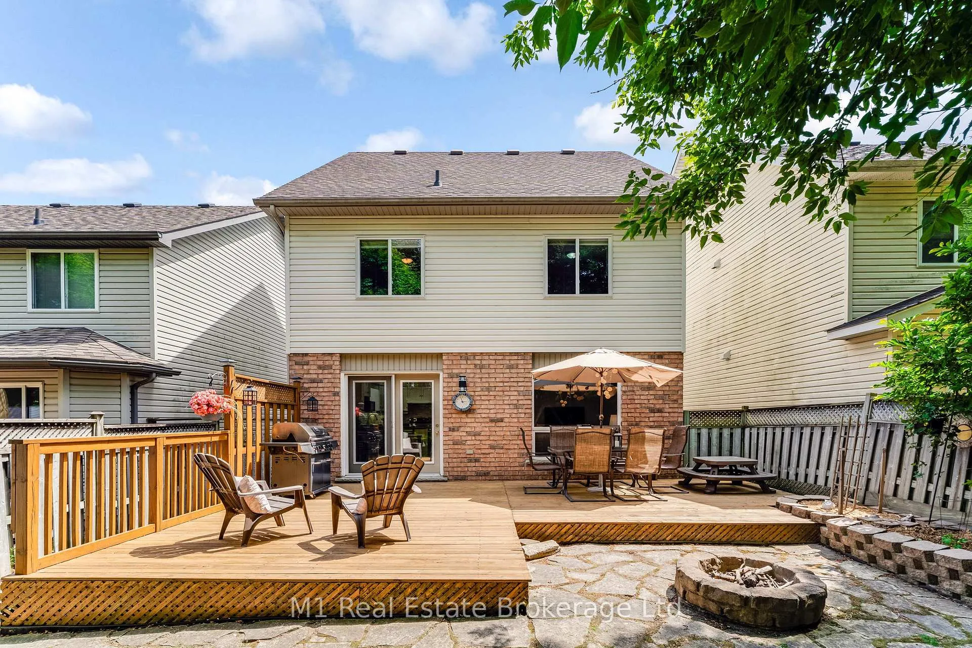 Photo 44 of 125 Marcy Crescent, Cambridge — HOMEH
