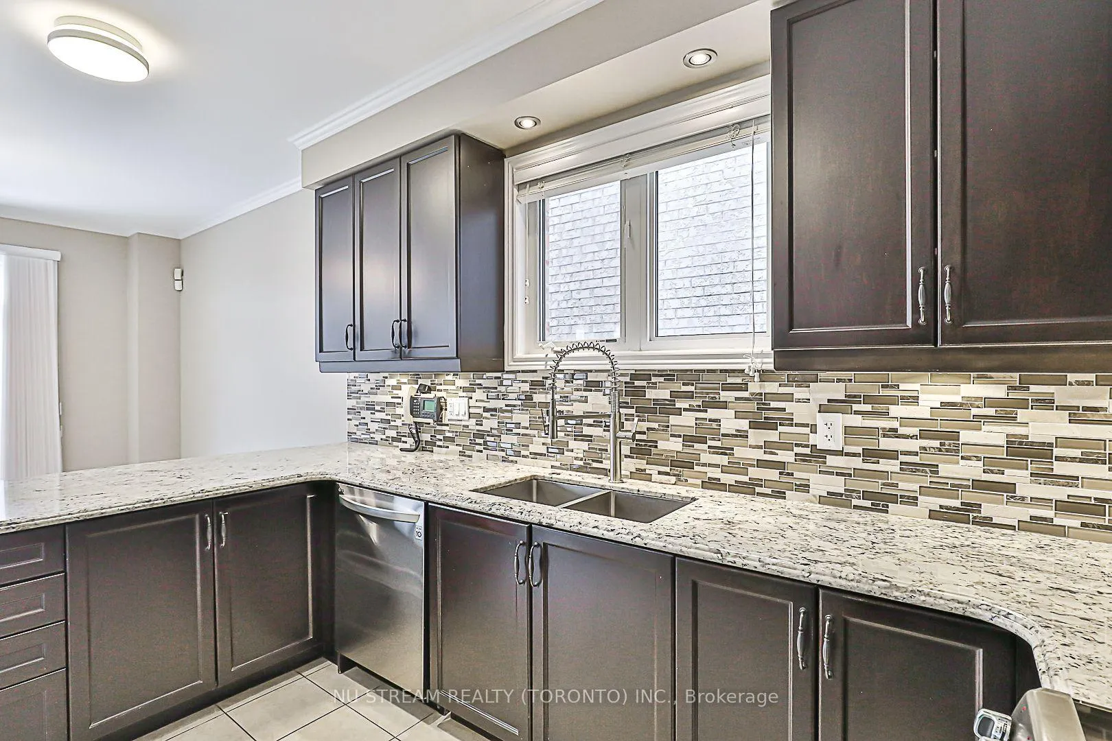 Photo 8 of 32 Begonia Street, Markham, Wismer — HOMEH