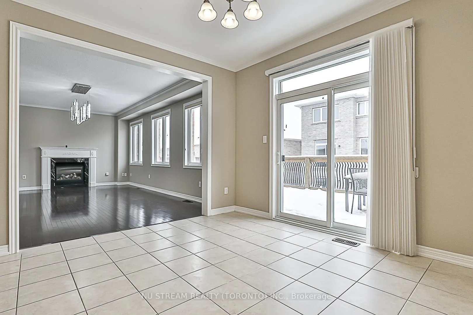 Photo 11 of 32 Begonia Street, Markham, Wismer — HOMEH