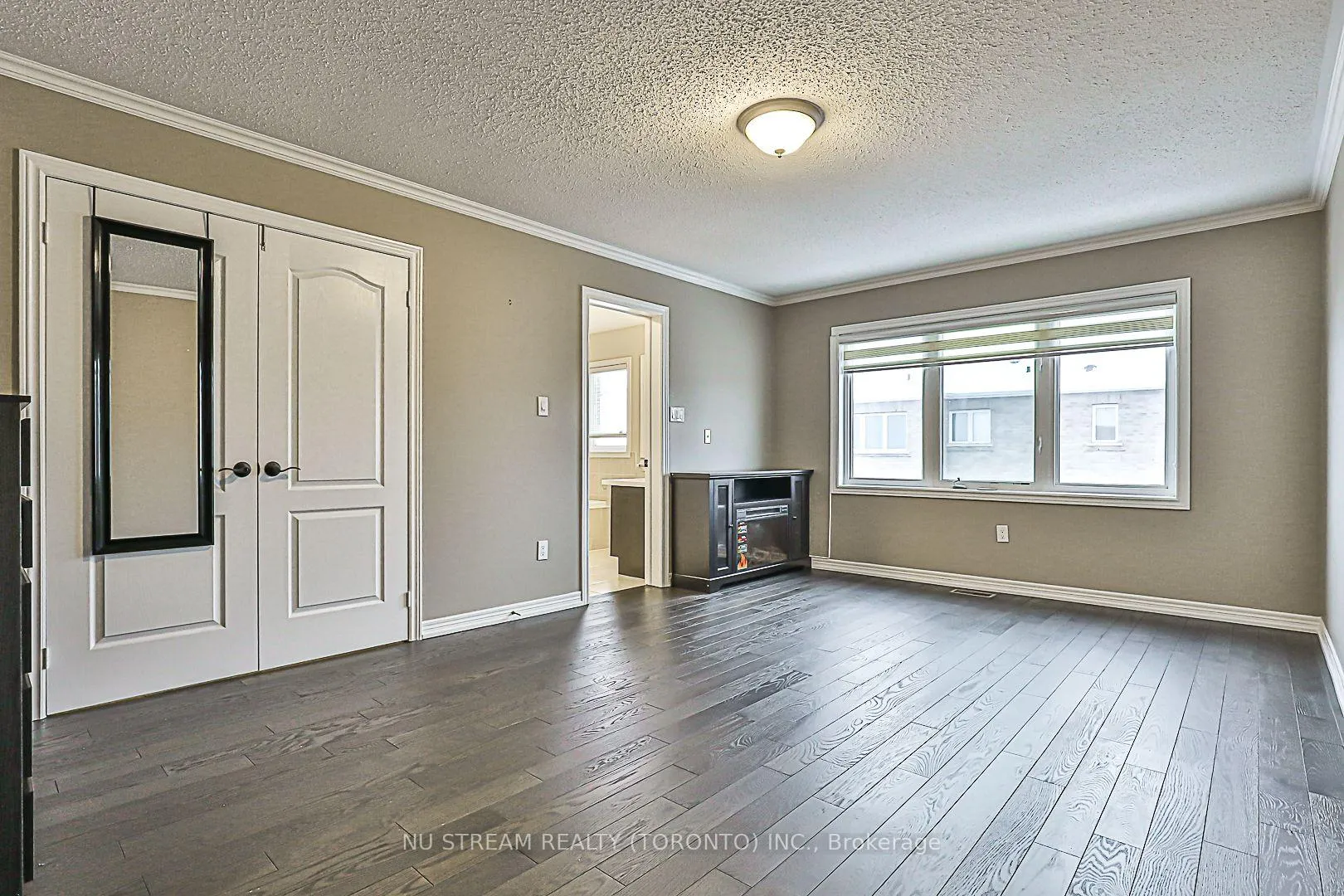 Photo 17 of 32 Begonia Street, Markham, Wismer — HOMEH