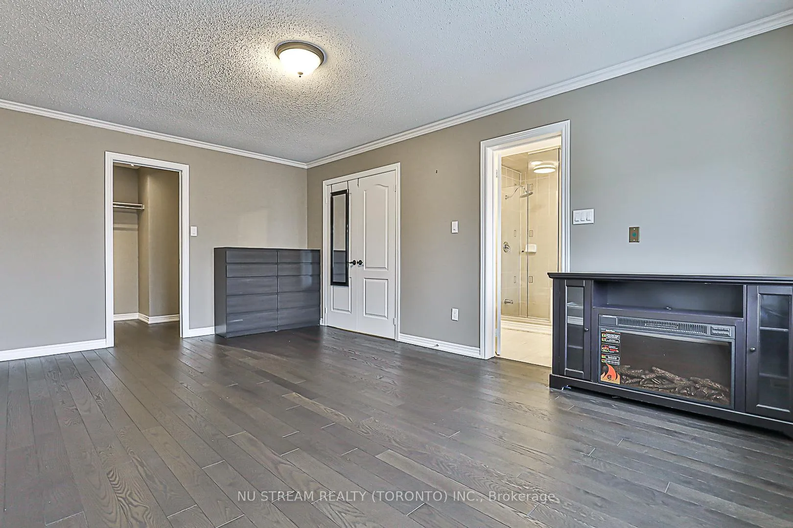 Photo 18 of 32 Begonia Street, Markham, Wismer — HOMEH