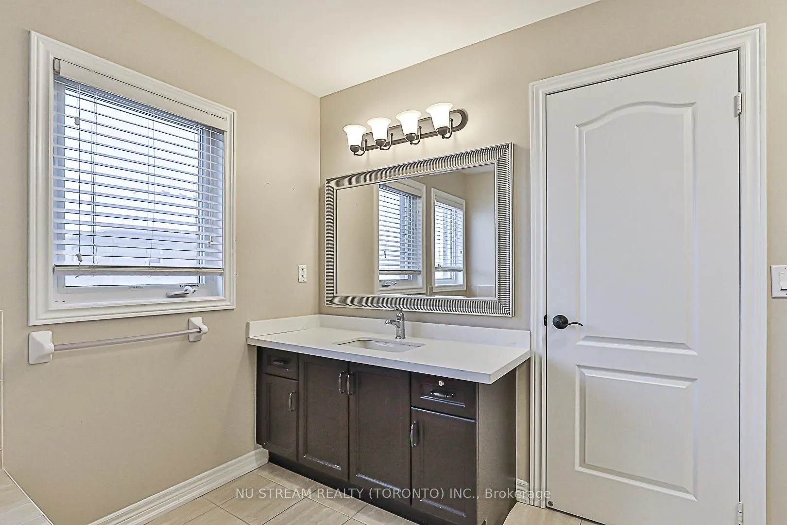 Photo 20 of 32 Begonia Street, Markham, Wismer — HOMEH