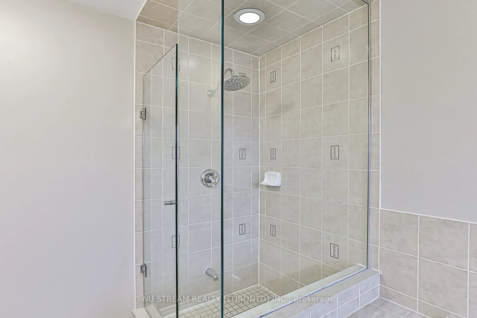Photo 22 of 32 Begonia Street, Markham, Wismer — HOMEH