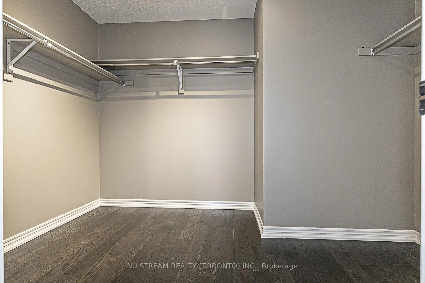 Photo 23 of 32 Begonia Street, Markham, Wismer — HOMEH