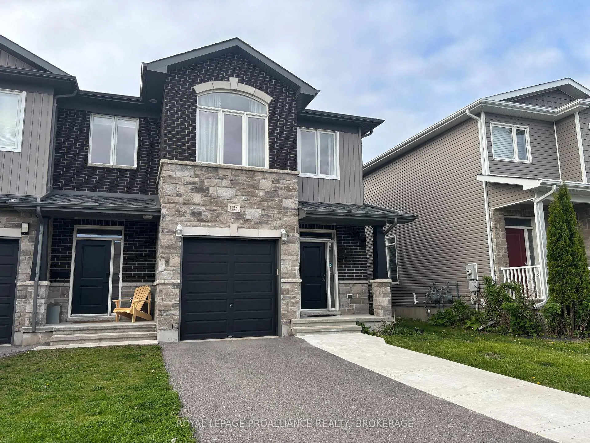 Photo 2 of 1154 Horizon Drive, Kingston, City Northwest — HOMEH