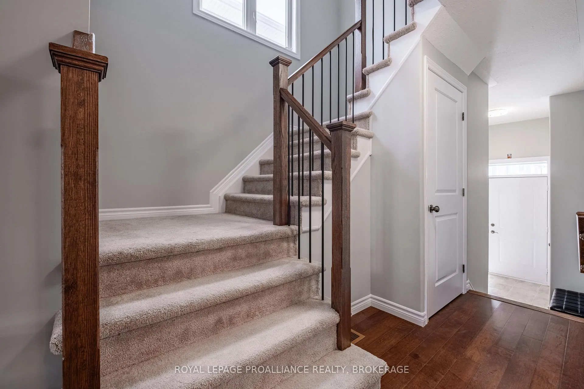 Photo 6 of 1154 Horizon Drive, Kingston, City Northwest — HOMEH