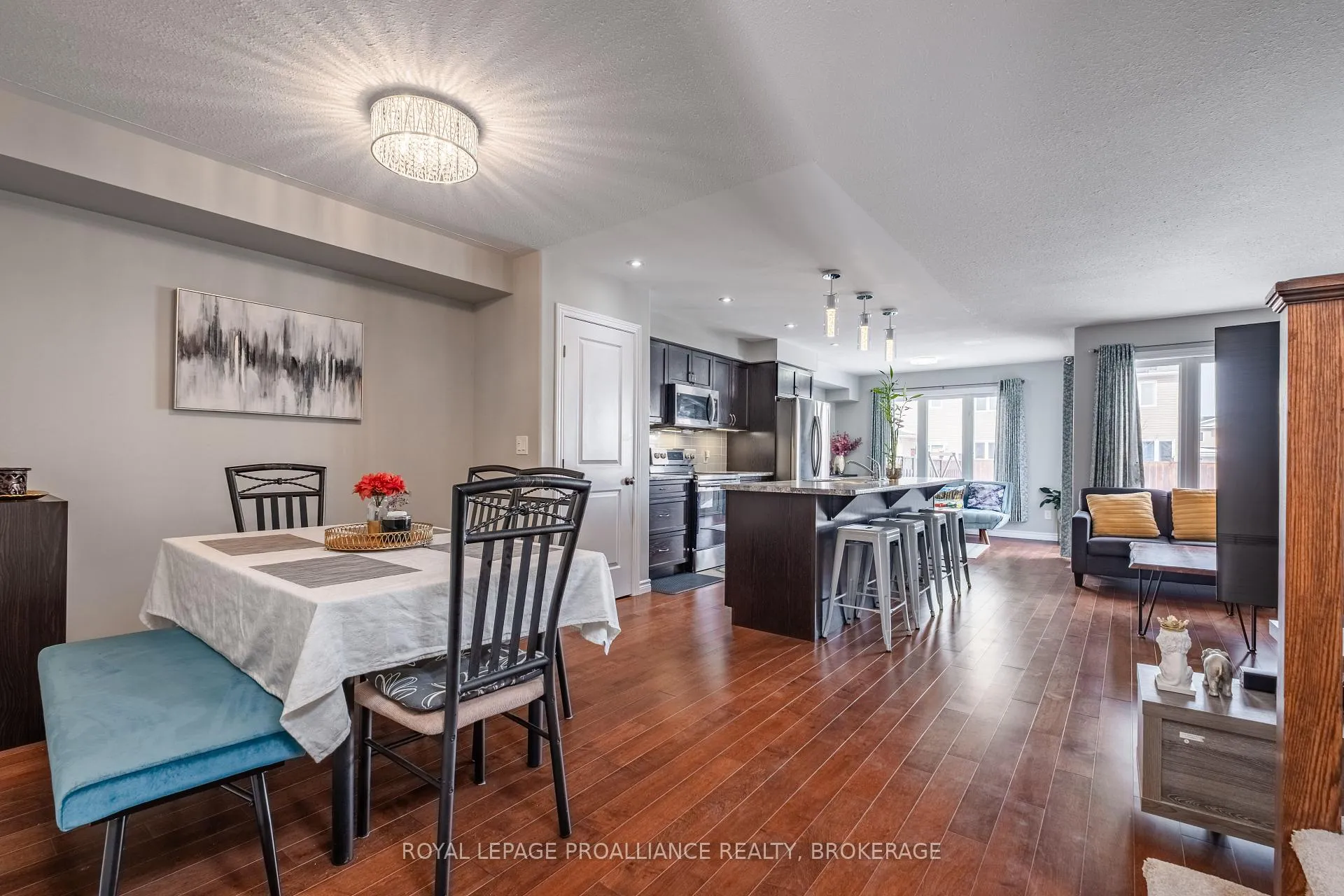 Photo 7 of 1154 Horizon Drive, Kingston, City Northwest — HOMEH