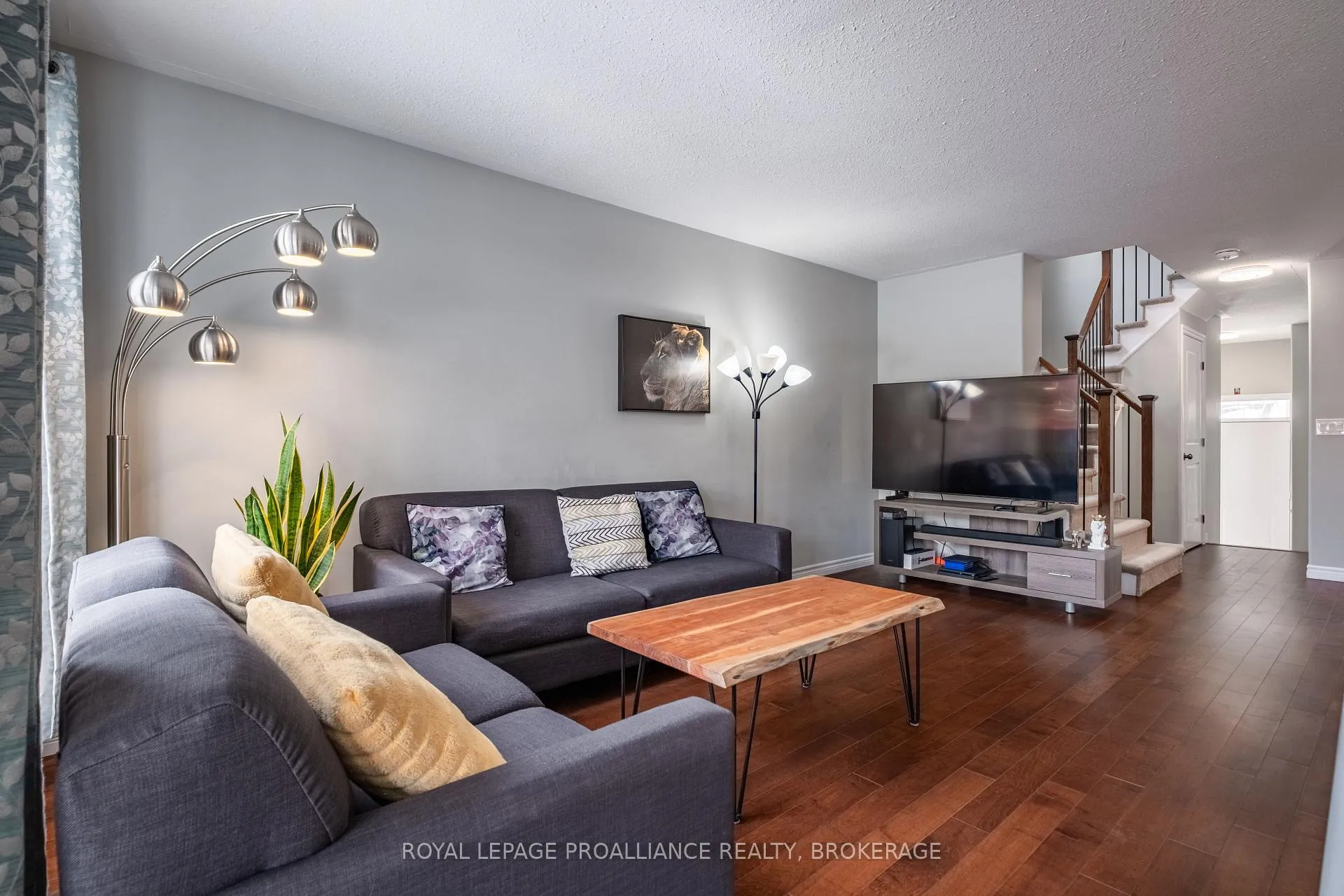 Photo 15 of 1154 Horizon Drive, Kingston, City Northwest — HOMEH