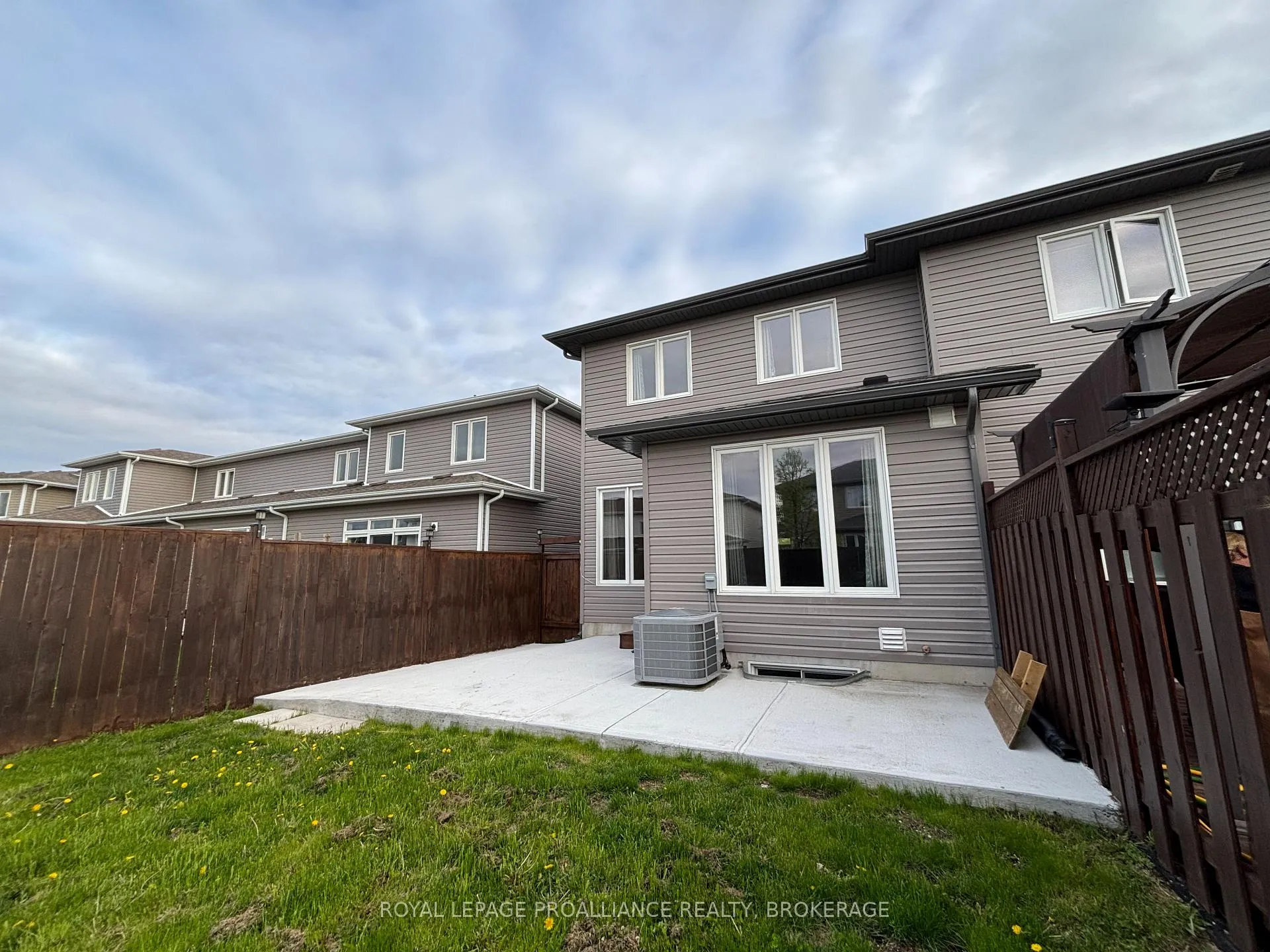 Photo 35 of 1154 Horizon Drive, Kingston, City Northwest — HOMEH