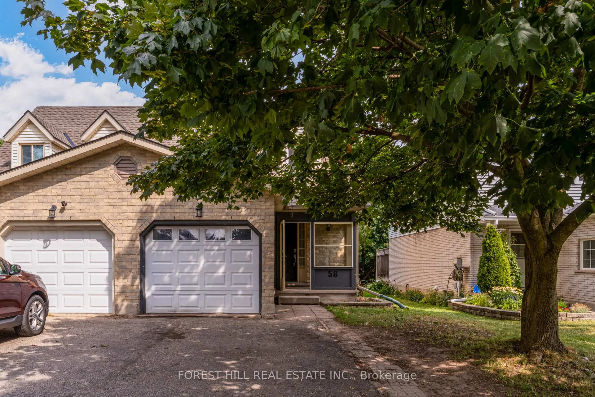 Photo 1 of 58 Highland Crescent, Kitchener, Victoria Hills — HOMEH