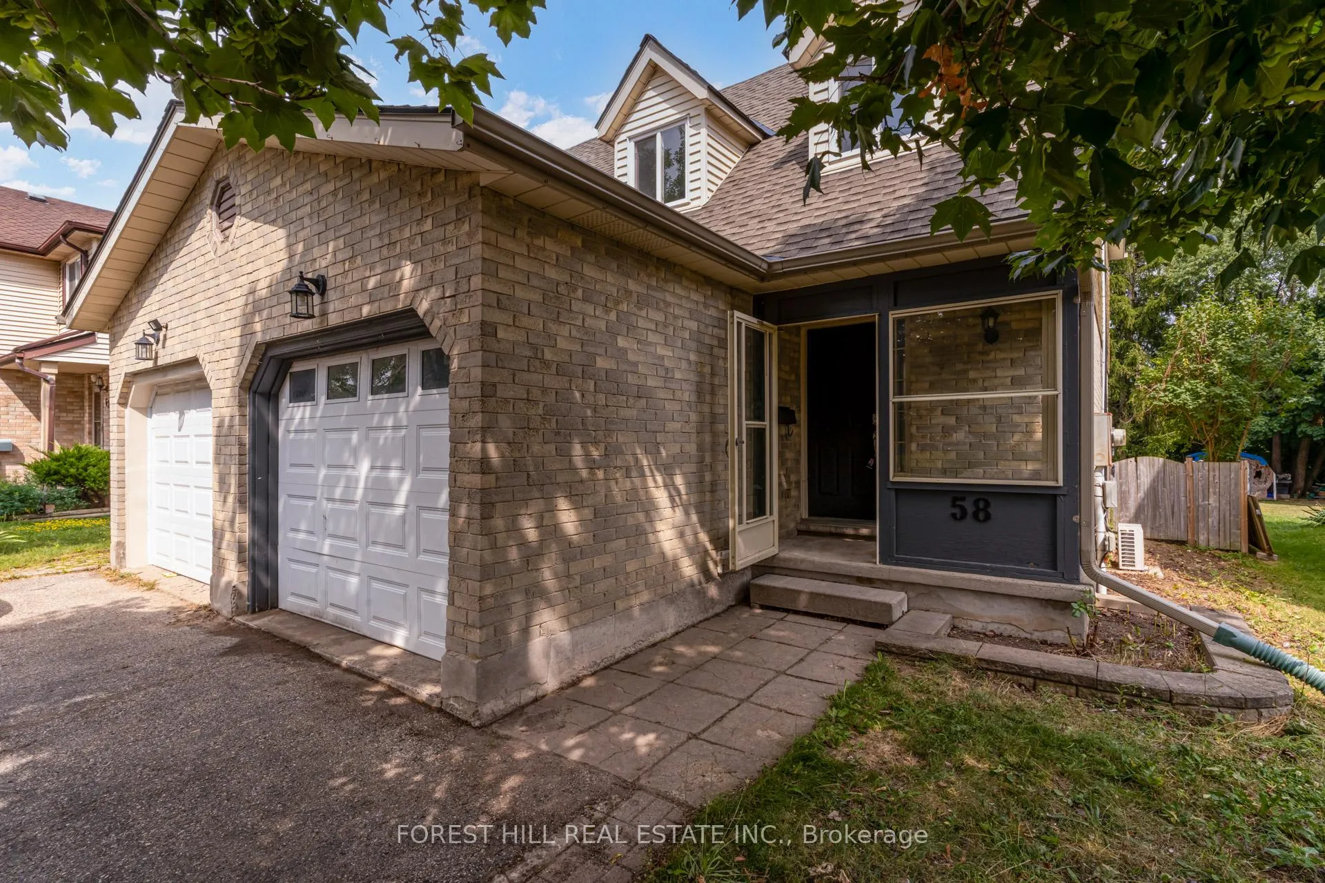 Photo 5 of 58 Highland Crescent, Kitchener, Victoria Hills — HOMEH