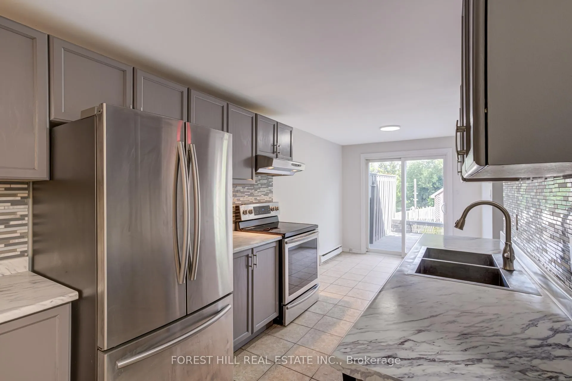 Photo 15 of 58 Highland Crescent, Kitchener, Victoria Hills — HOMEH