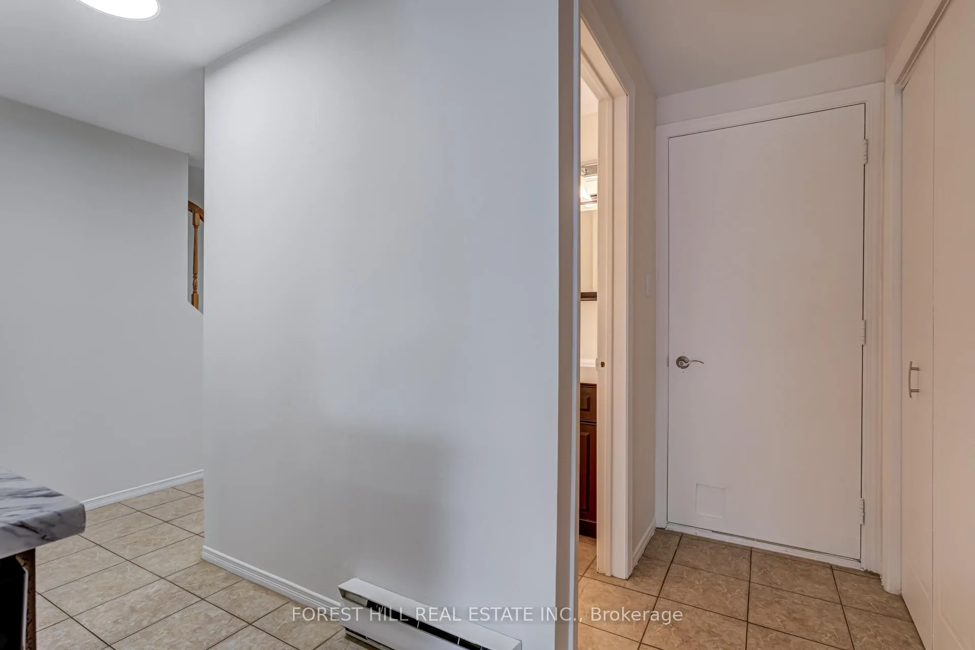 Photo 19 of 58 Highland Crescent, Kitchener, Victoria Hills — HOMEH
