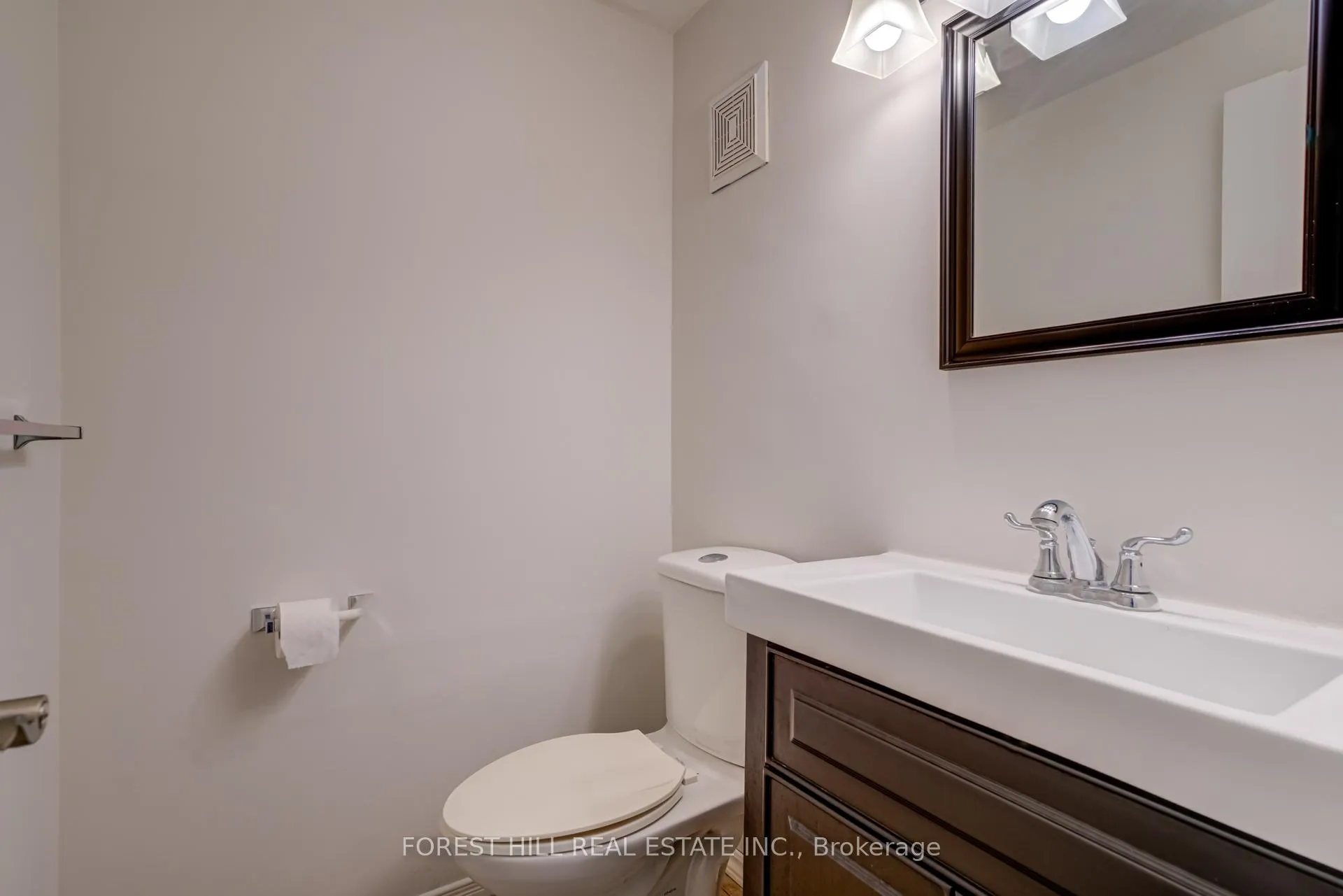 Photo 20 of 58 Highland Crescent, Kitchener, Victoria Hills — HOMEH