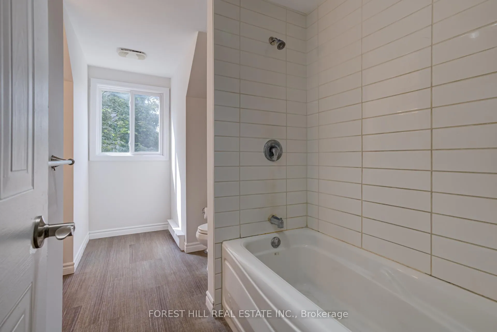 Photo 27 of 58 Highland Crescent, Kitchener, Victoria Hills — HOMEH