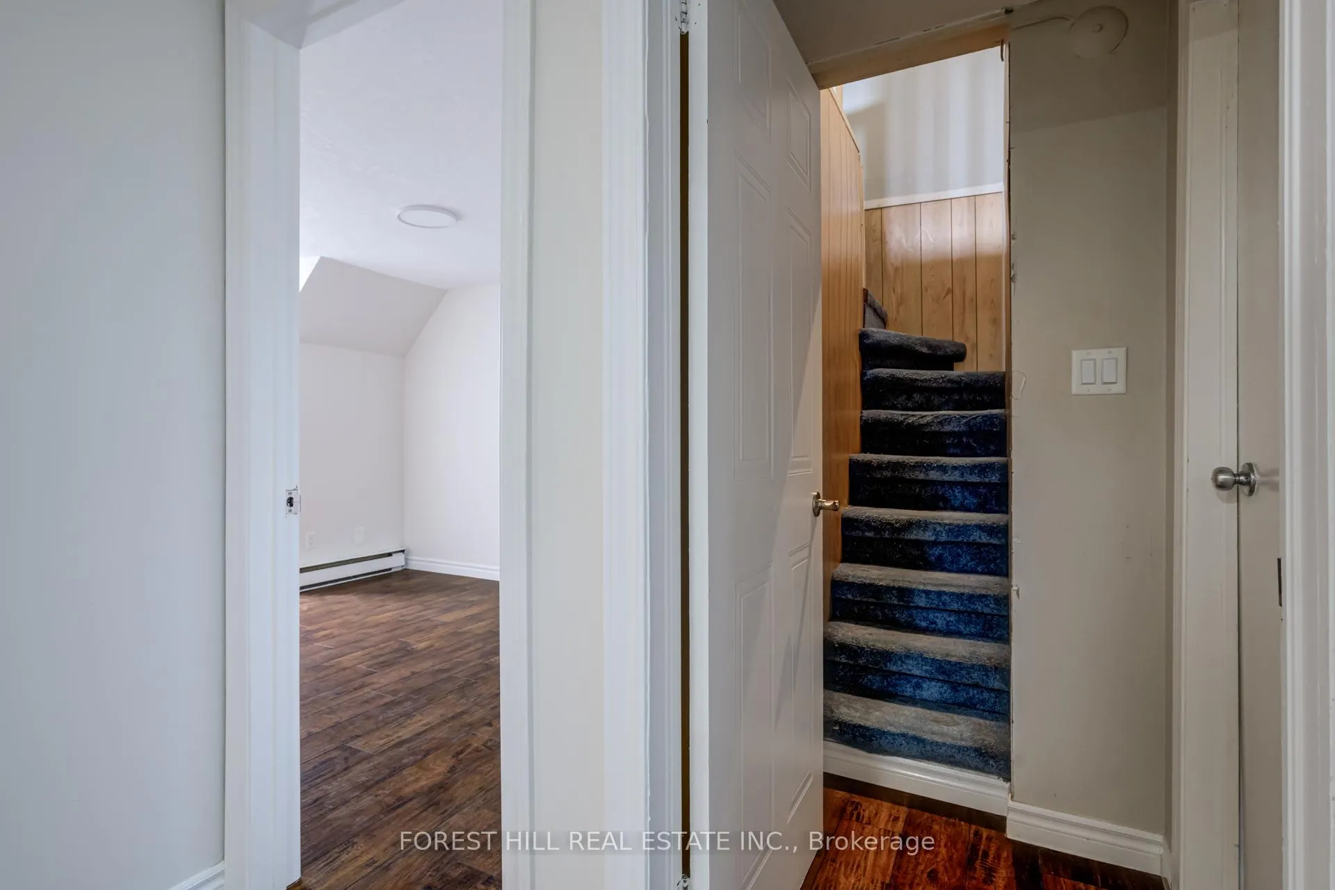 Photo 29 of 58 Highland Crescent, Kitchener, Victoria Hills — HOMEH