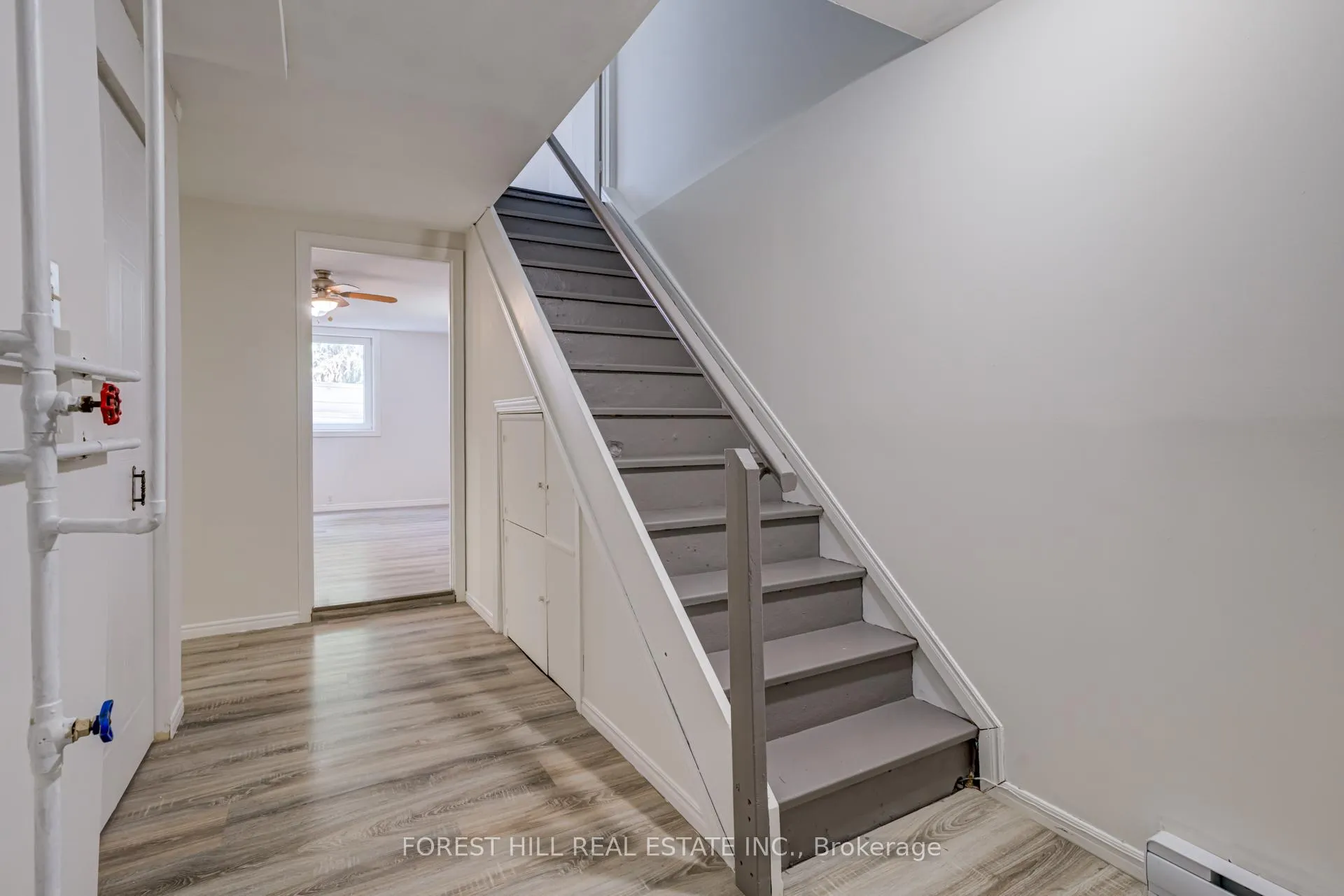 Photo 33 of 58 Highland Crescent, Kitchener, Victoria Hills — HOMEH