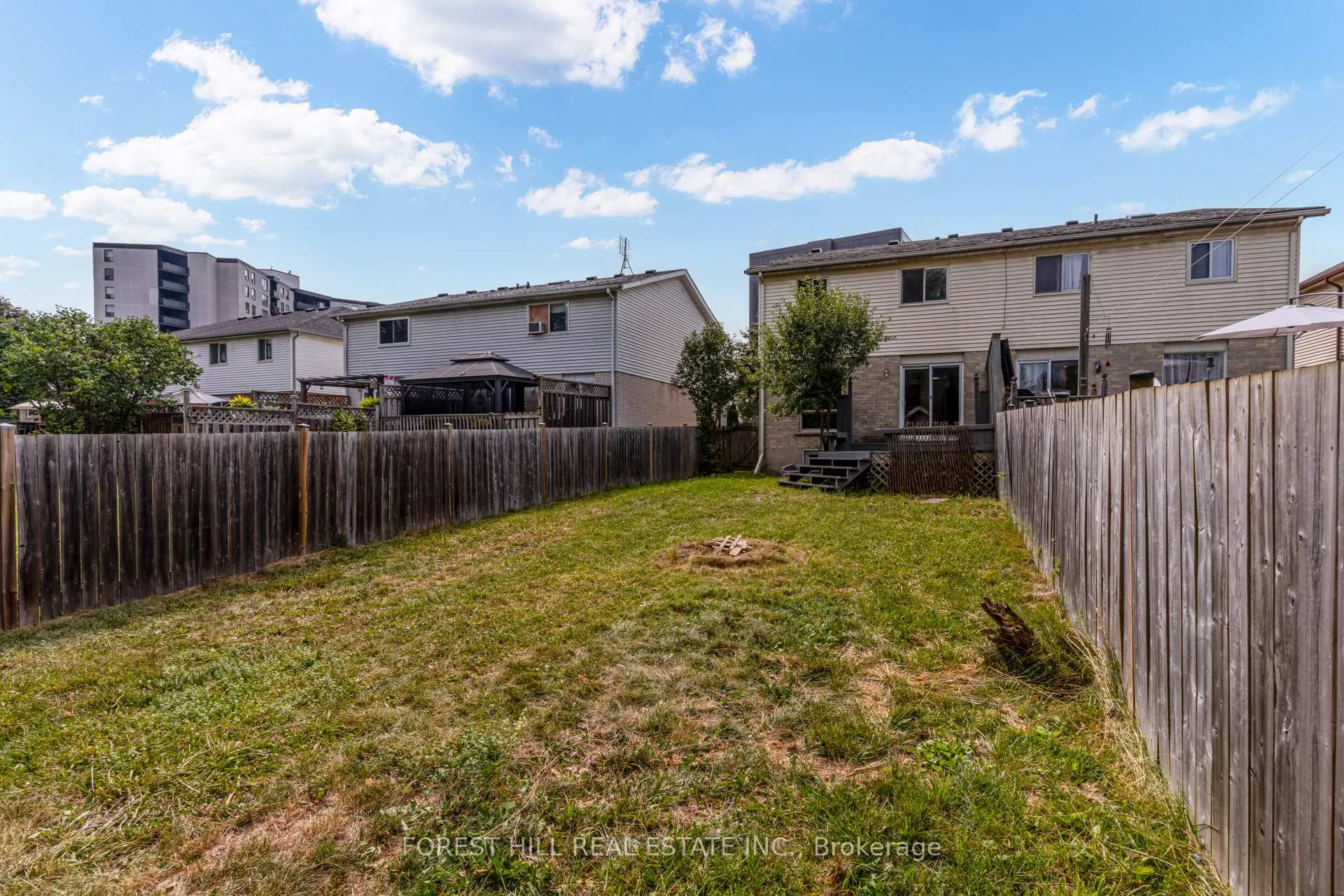Photo 48 of 58 Highland Crescent, Kitchener, Victoria Hills — HOMEH