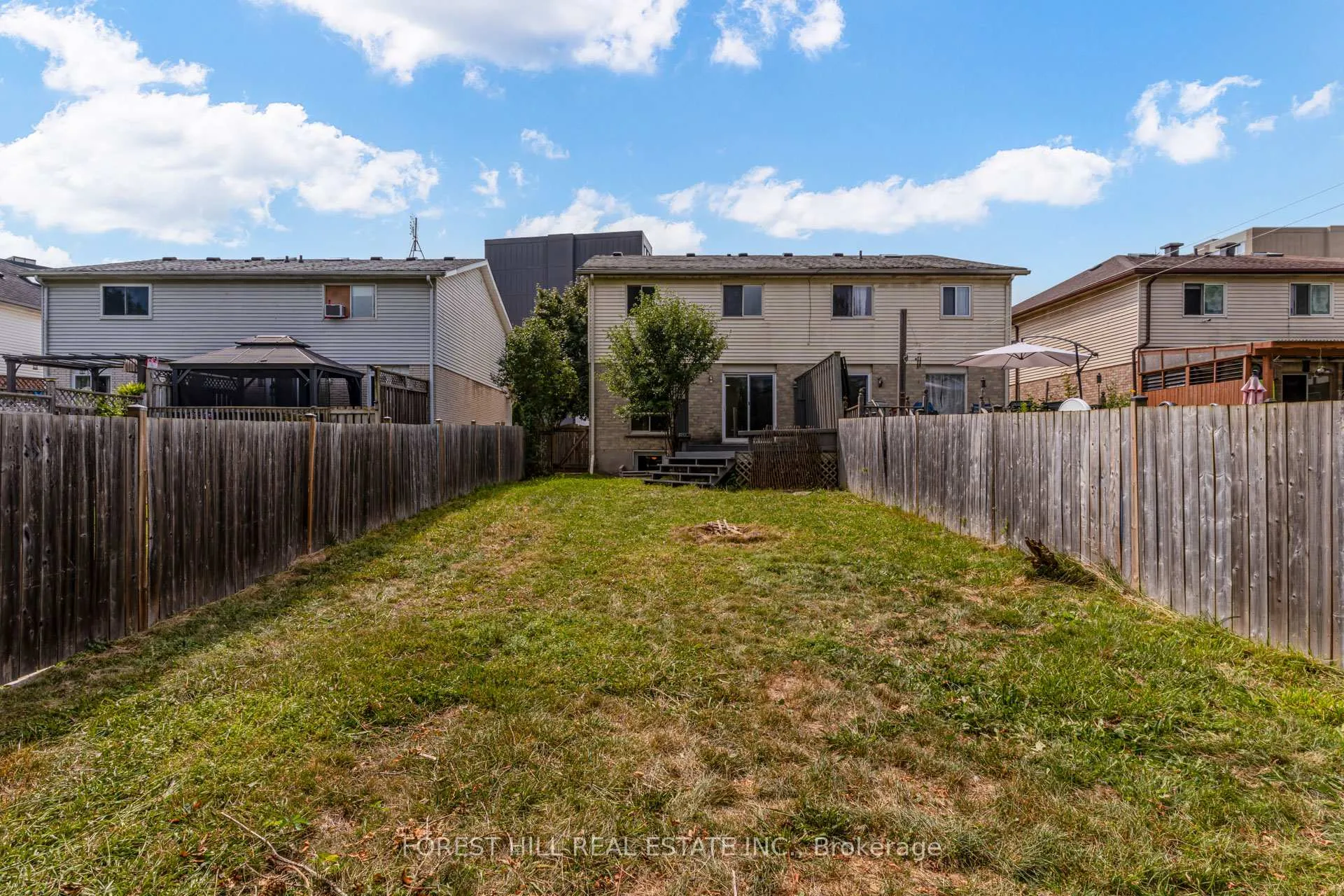 Photo 50 of 58 Highland Crescent, Kitchener, Victoria Hills — HOMEH