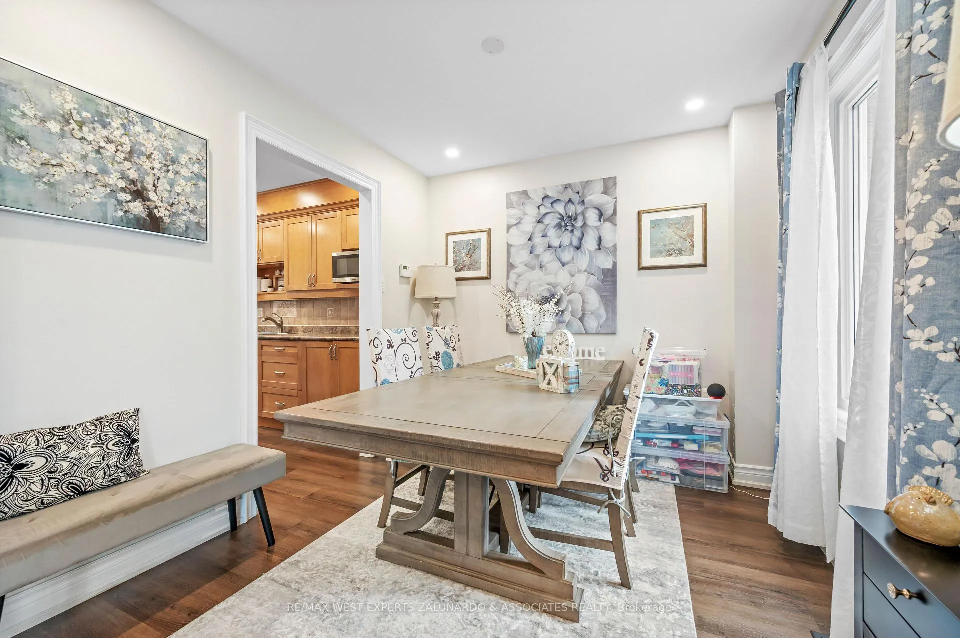 Photo 16 of 64 Wallace Drive, Barrie, Northwest — HOMEH