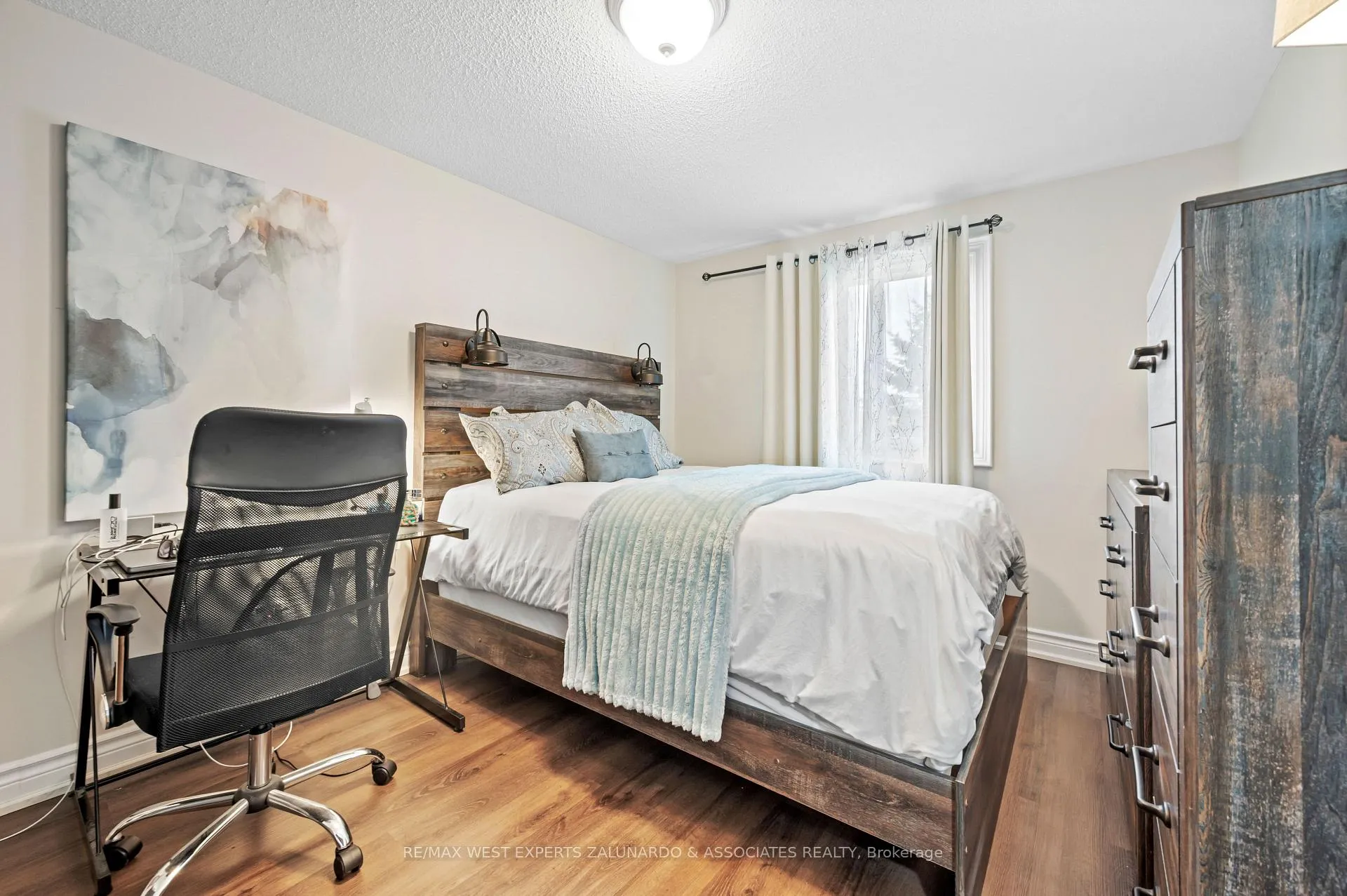 Photo 20 of 64 Wallace Drive, Barrie, Northwest — HOMEH