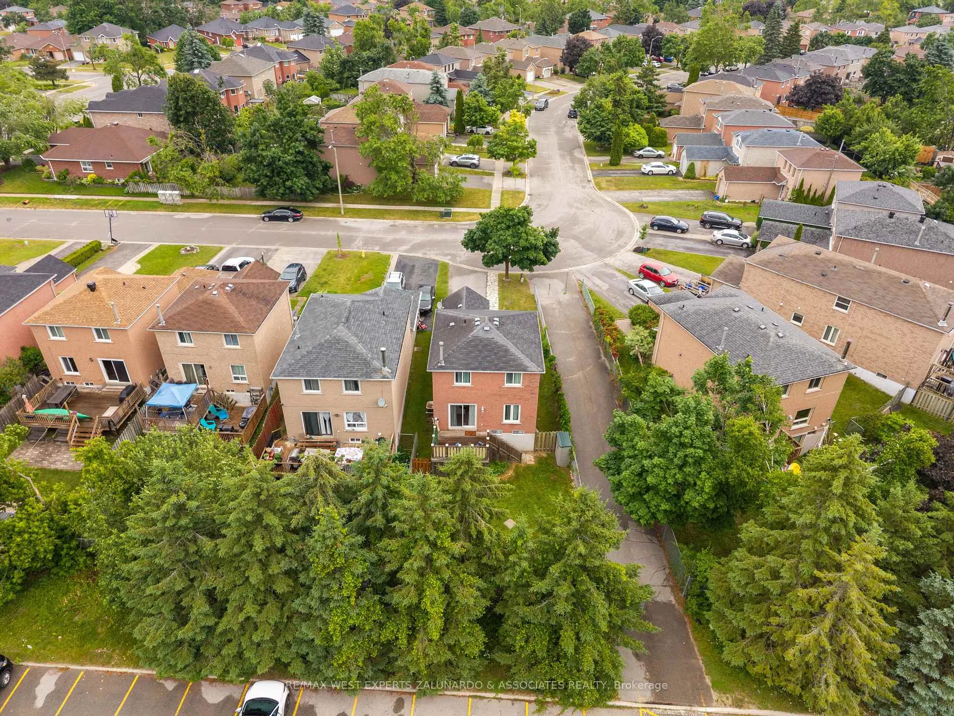 Photo 34 of 64 Wallace Drive, Barrie, Northwest — HOMEH