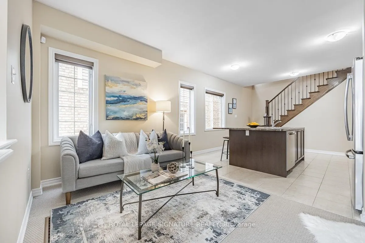 Photo 4 of 46 Hugill Way, Hamilton, Waterdown — HOMEH