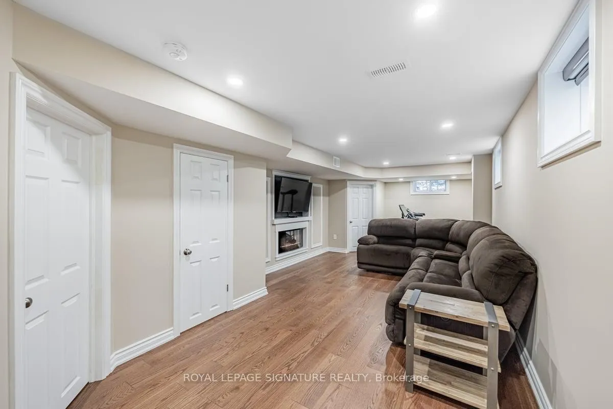 Photo 16 of 46 Hugill Way, Hamilton, Waterdown — HOMEH