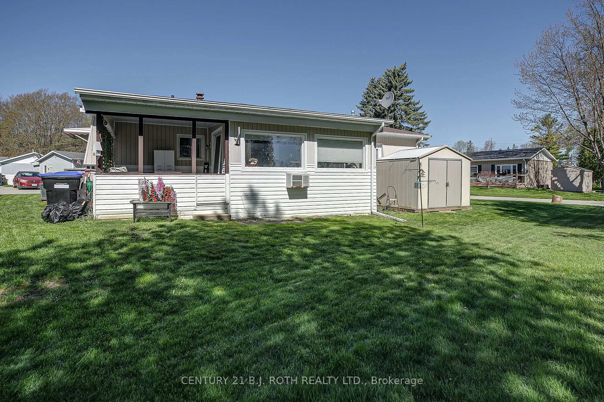 Photo 7 of 112 Linden Lane, Innisfil, Rural Innisfil — HOMEH