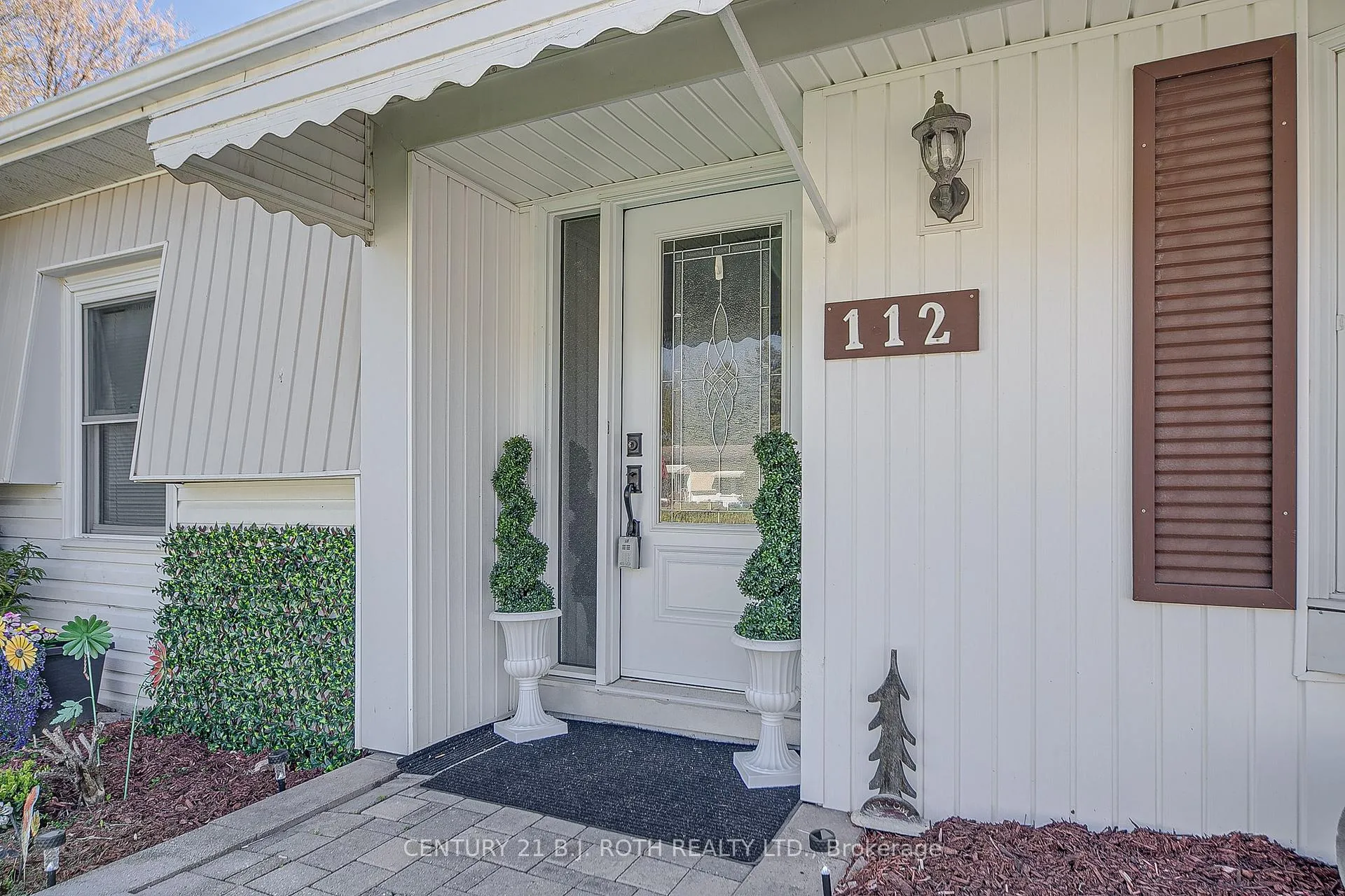 Photo 10 of 112 Linden Lane, Innisfil, Rural Innisfil — HOMEH