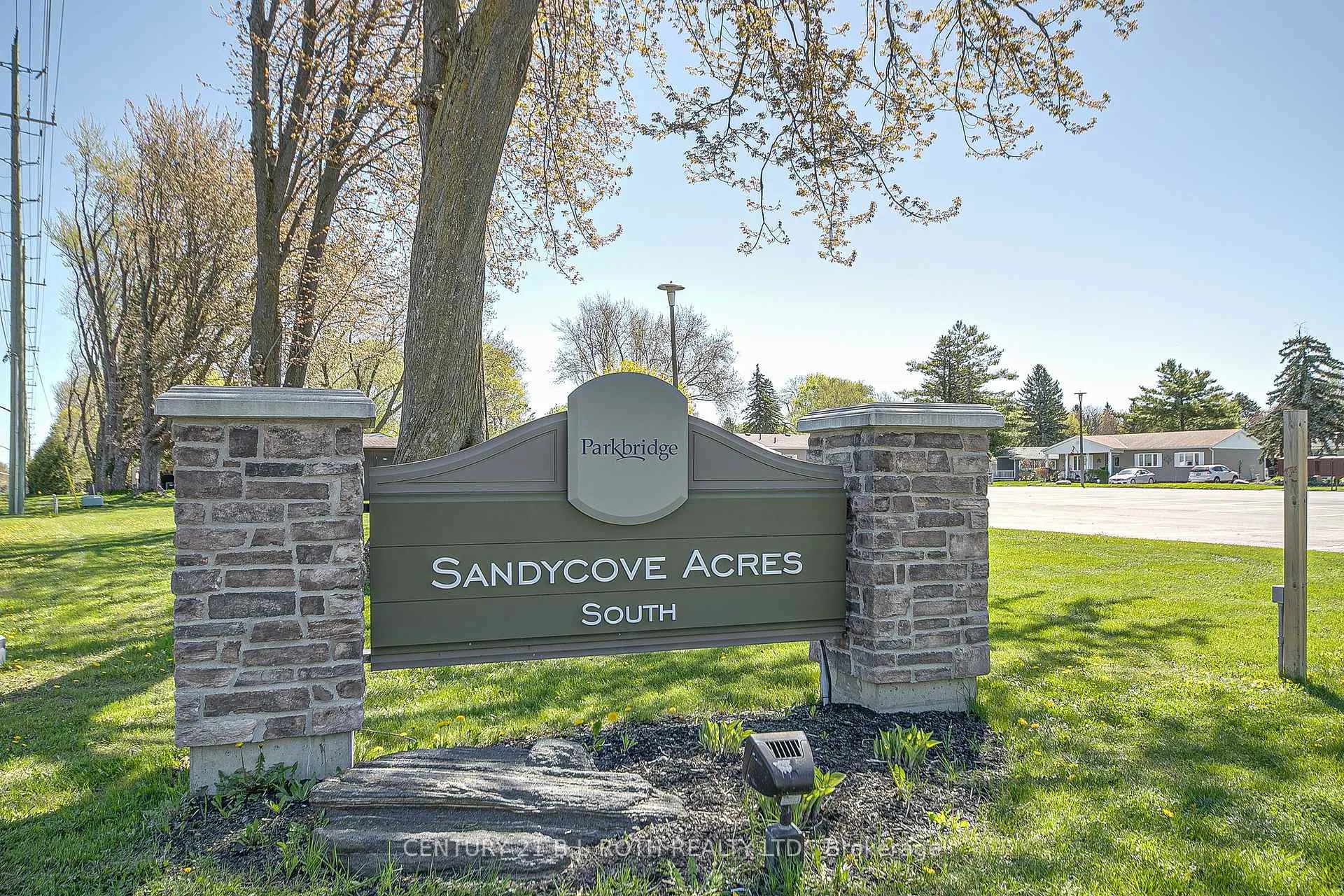 Photo 42 of 112 Linden Lane, Innisfil, Rural Innisfil — HOMEH