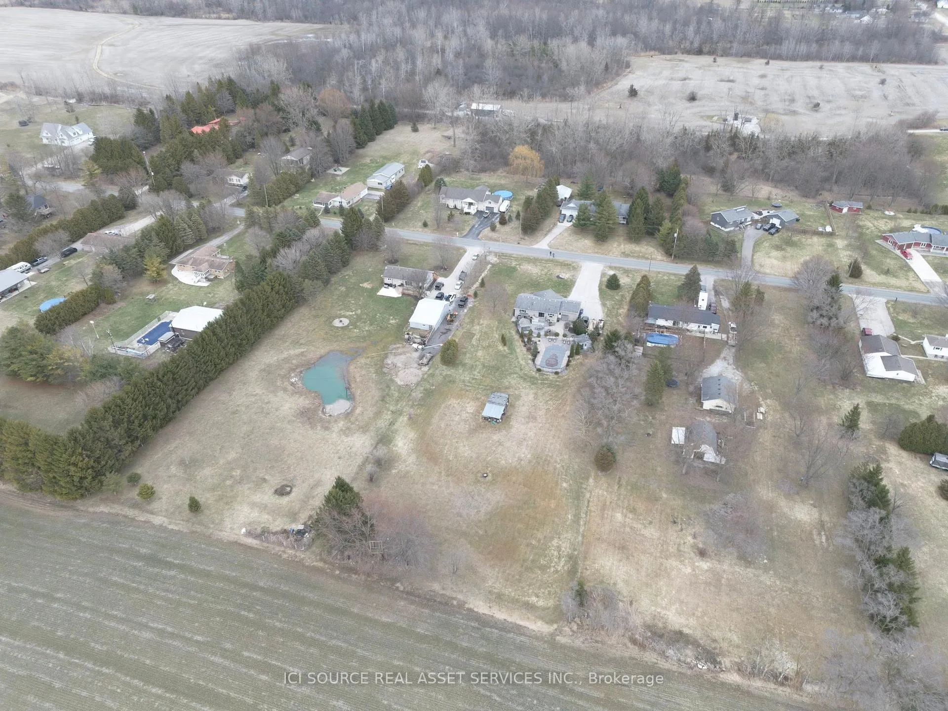 Photo 5 of 4635 Kettle Lane, Enniskillen, Petrolia — HOMEH