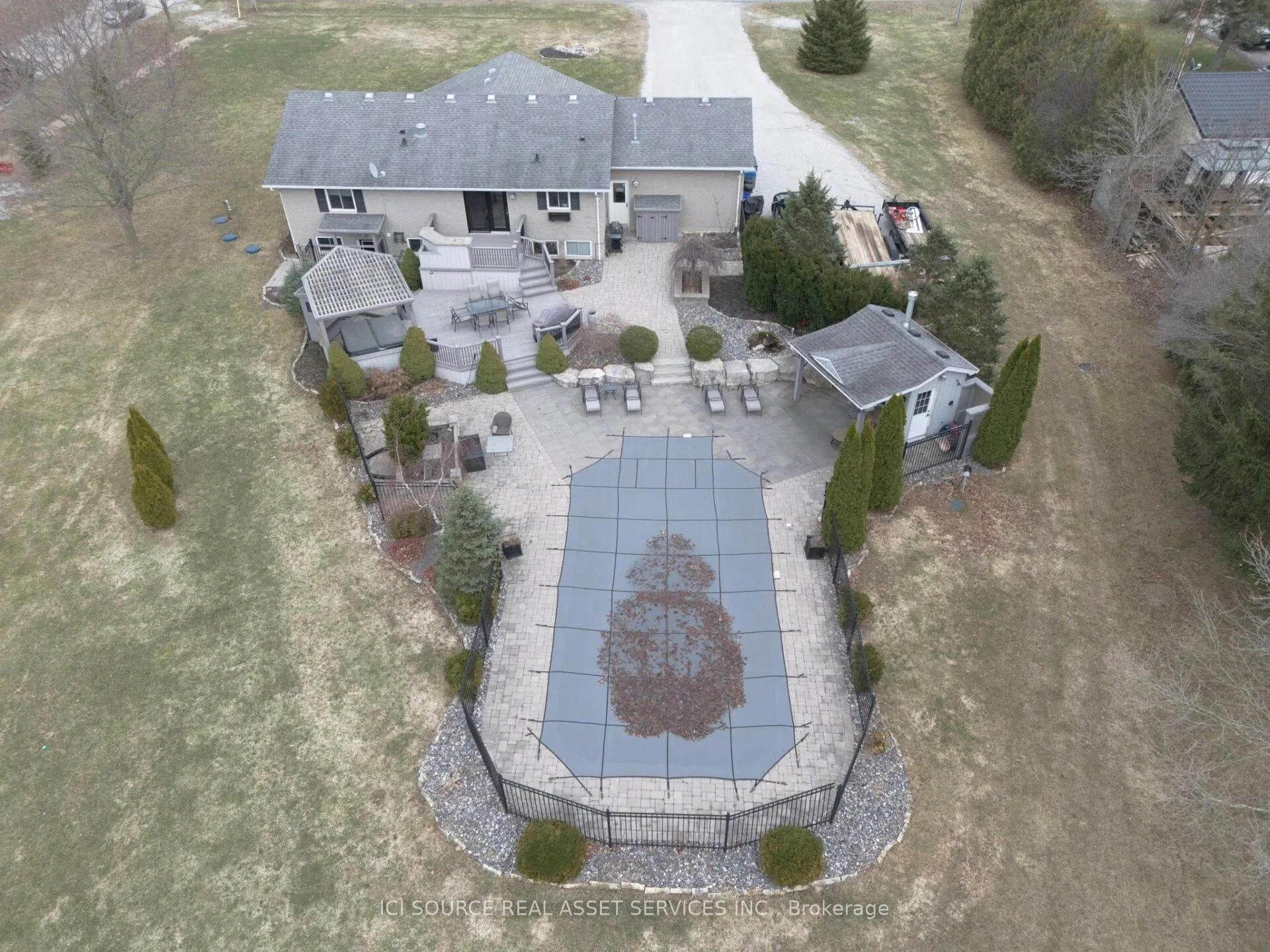 Photo 8 of 4635 Kettle Lane, Enniskillen, Petrolia — HOMEH